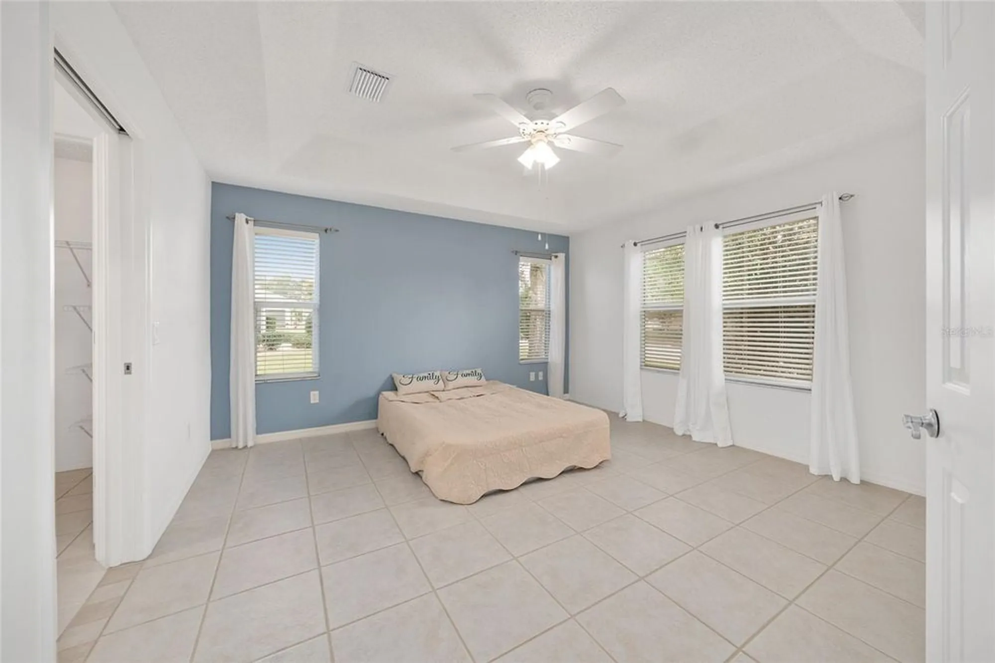 Property Slideshow image 35 of 72 | 560 smithfield pl, The Villages, FL, 32162