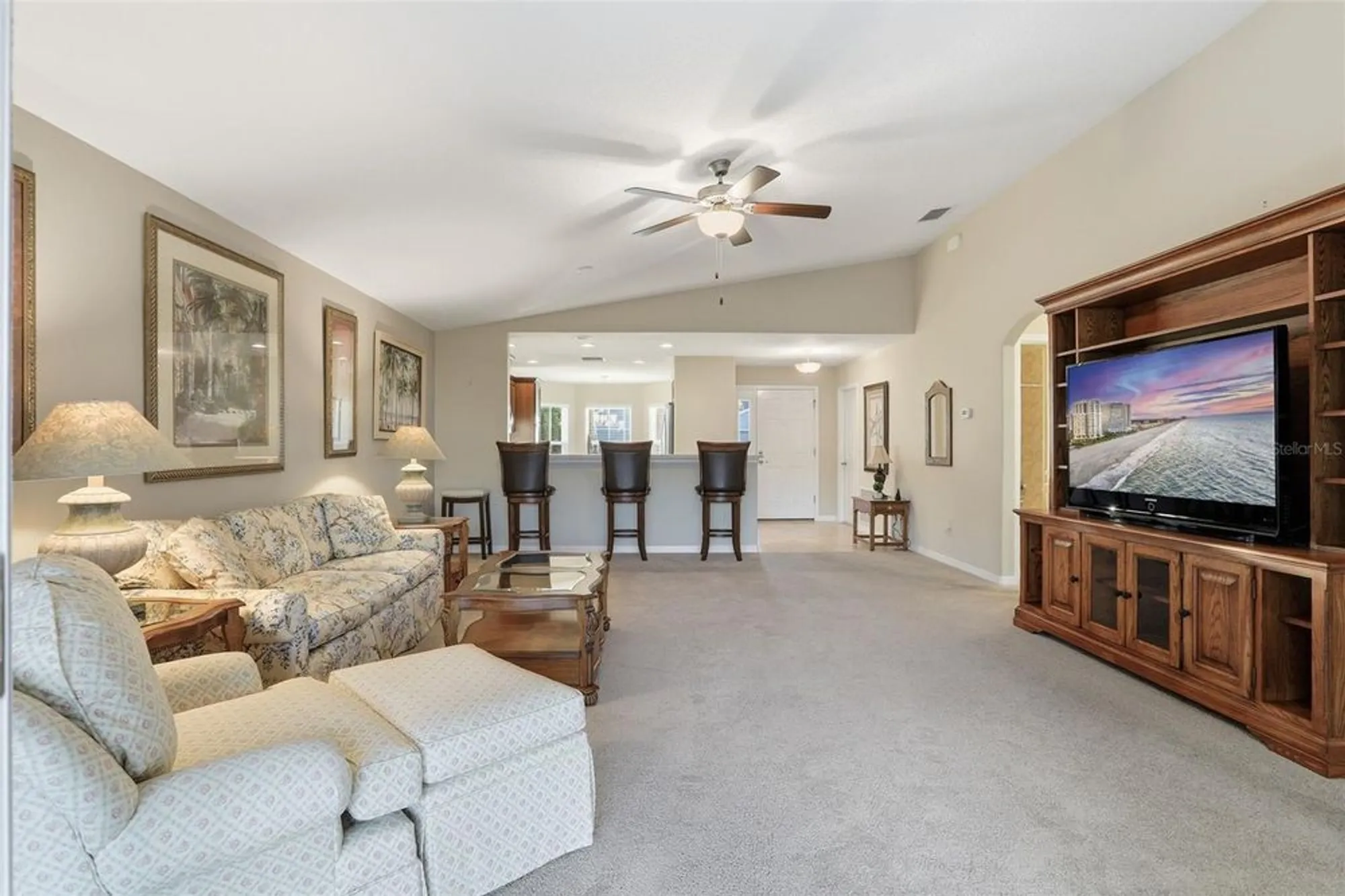 Property Slideshow image 11 of 64 | 27046 roanoke dr, Leesburg, FL, 34748