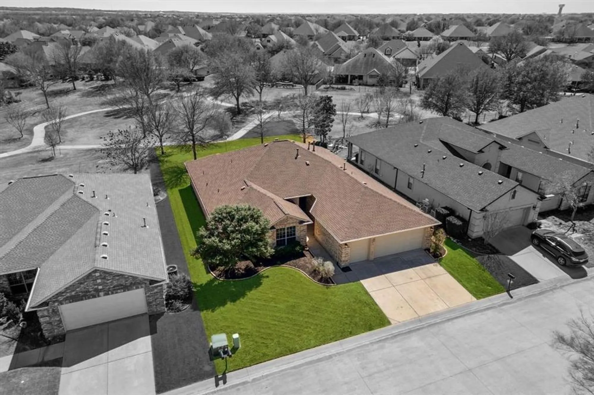 Property Slideshow image 33 of 40 | 9913 hanford dr, Denton, TX, 76207