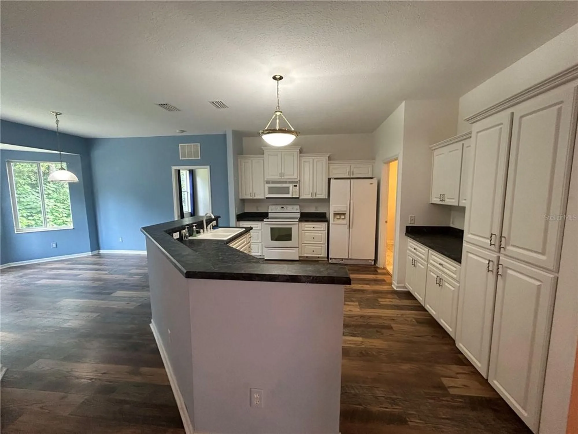 Property Slideshow image 13 of 28 | 5915 nw 18th pl, Ocala, FL, 34482