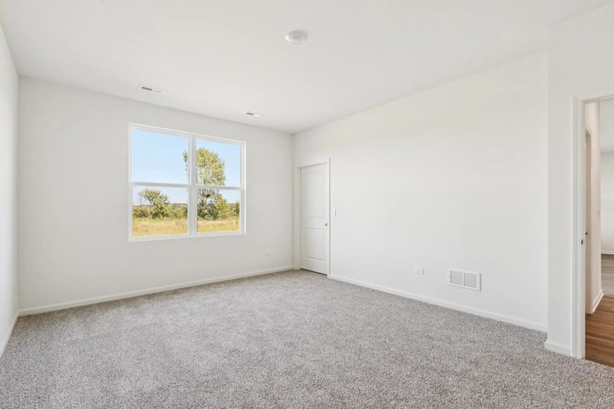 Property Slideshow image 23 of 39 | 2631 harnish dr, Algonquin, IL, 60102