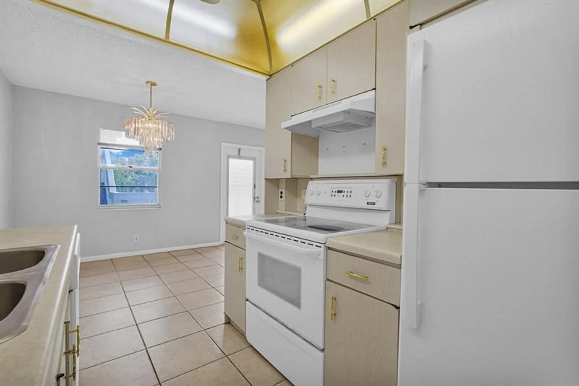 Property Slideshow image 20 of 47 | 2038 newport h # 2038, Deerfield Beach, FL, 33442