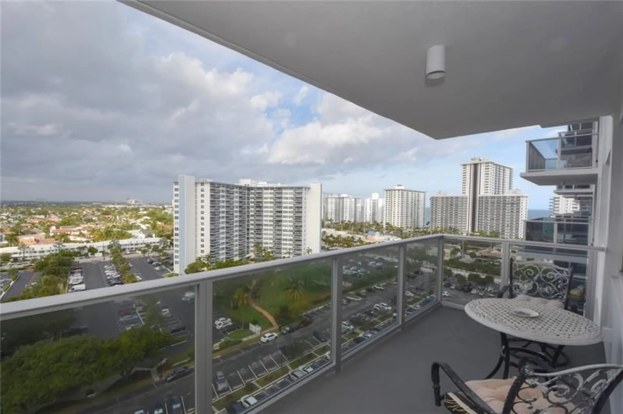 Property Slideshow image 24 of 41 | 3333 ne 34th st 1401, Fort Lauderdale, FL, 33308