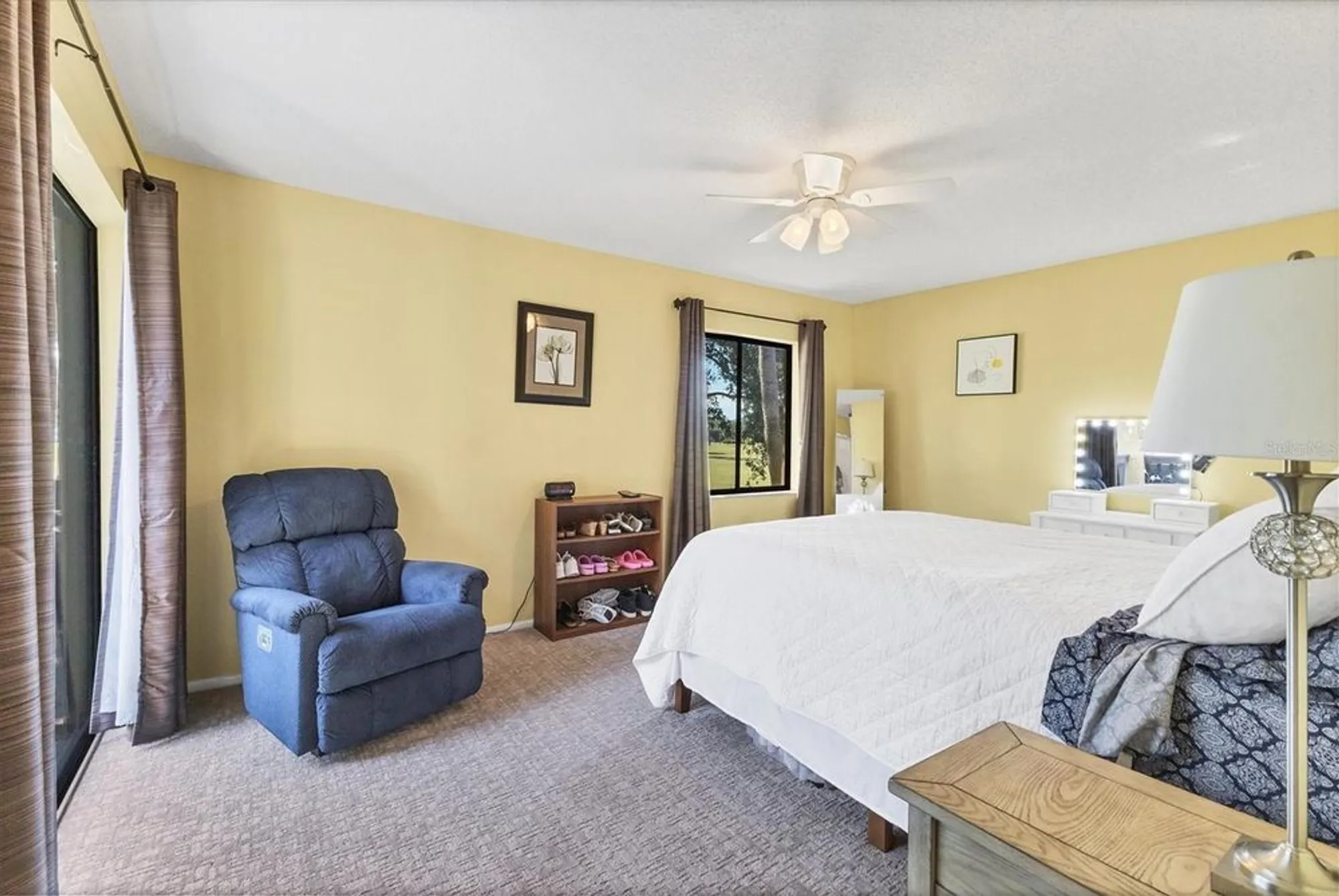 Property Slideshow image 18 of 34 | 1111 w faith cir apt 2004, Bradenton, FL, 34212