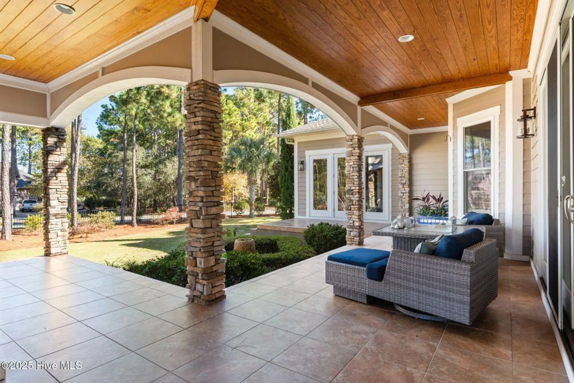 Property Slideshow image 13 of 129 | 4111 wyndmere dr, Southport, NC, 28461