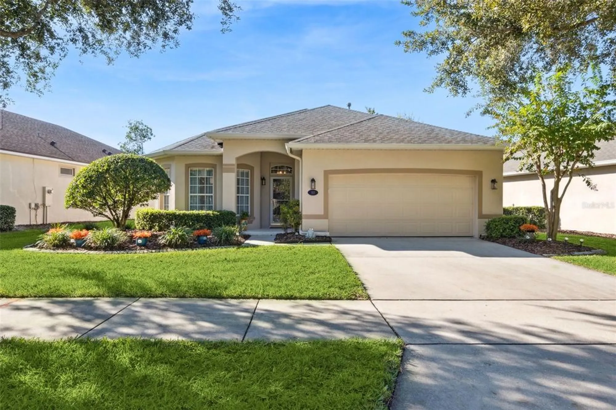 Property Slideshow image 1 of 48 | 513 heron point way, Deland, FL, 32724