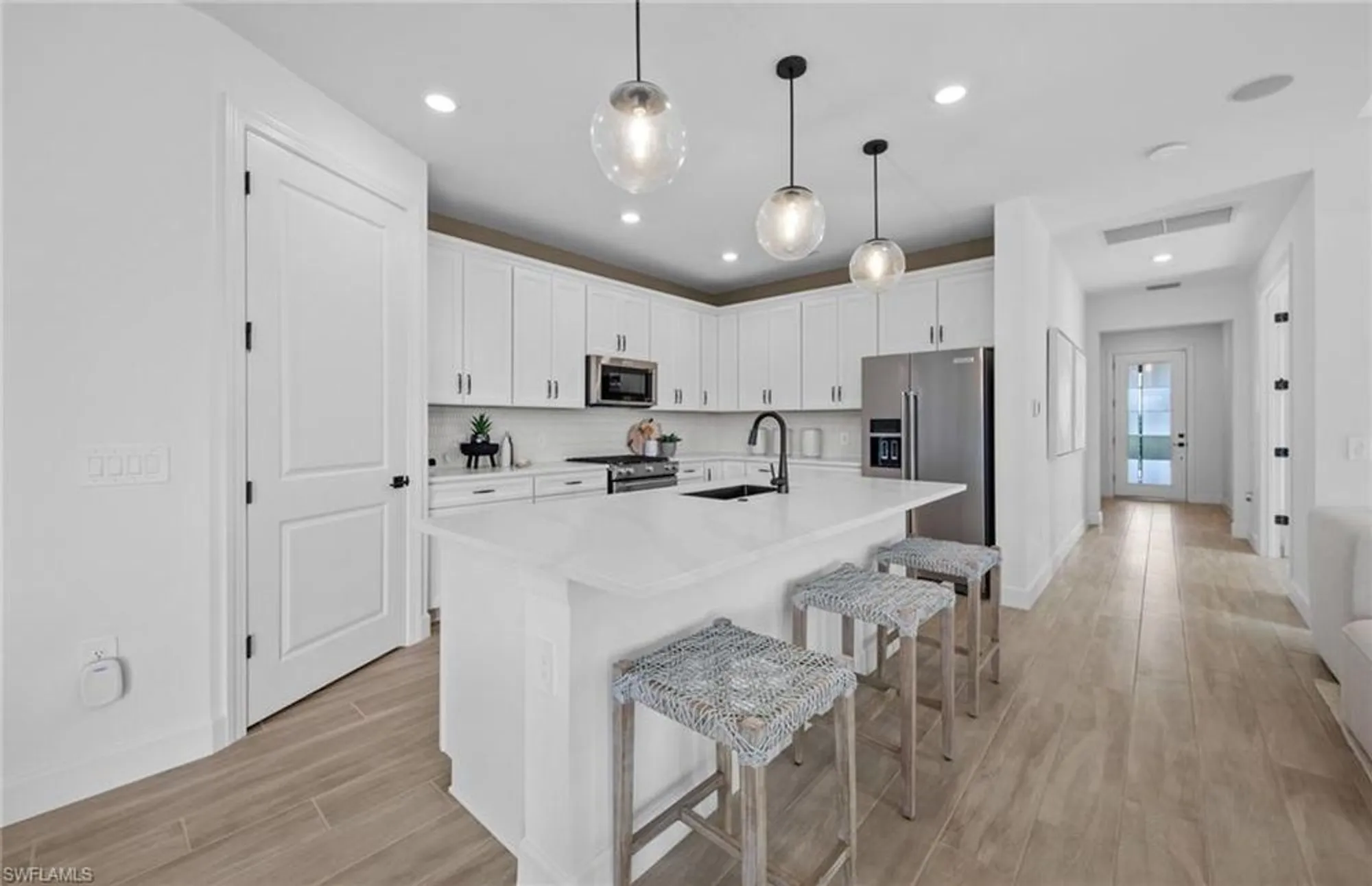 Property Slideshow image 6 of 30 | 12599 quartz dr, Alva, FL, 33920