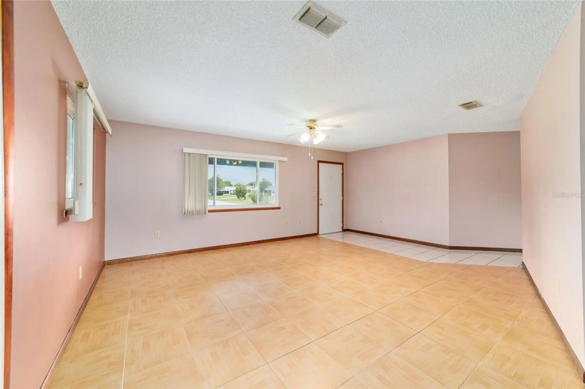 Property Slideshow image 14 of 62 | 9841 sw 102nd pl, Ocala, FL, 34481