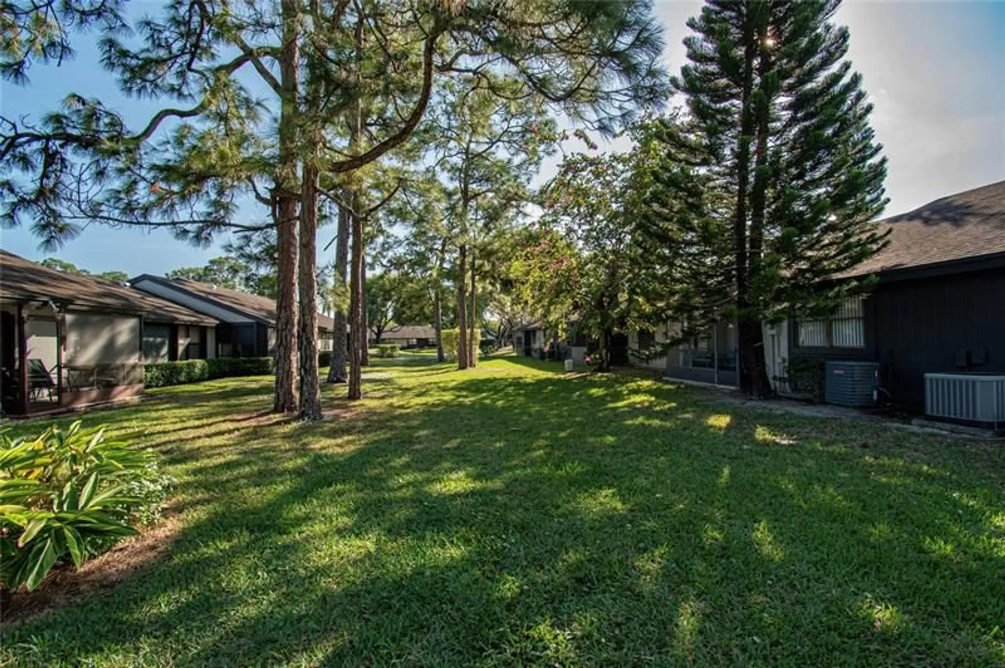 Property Slideshow image 36 of 64 | 381 ottawa ct, Royal Palm Beach, FL, 33411