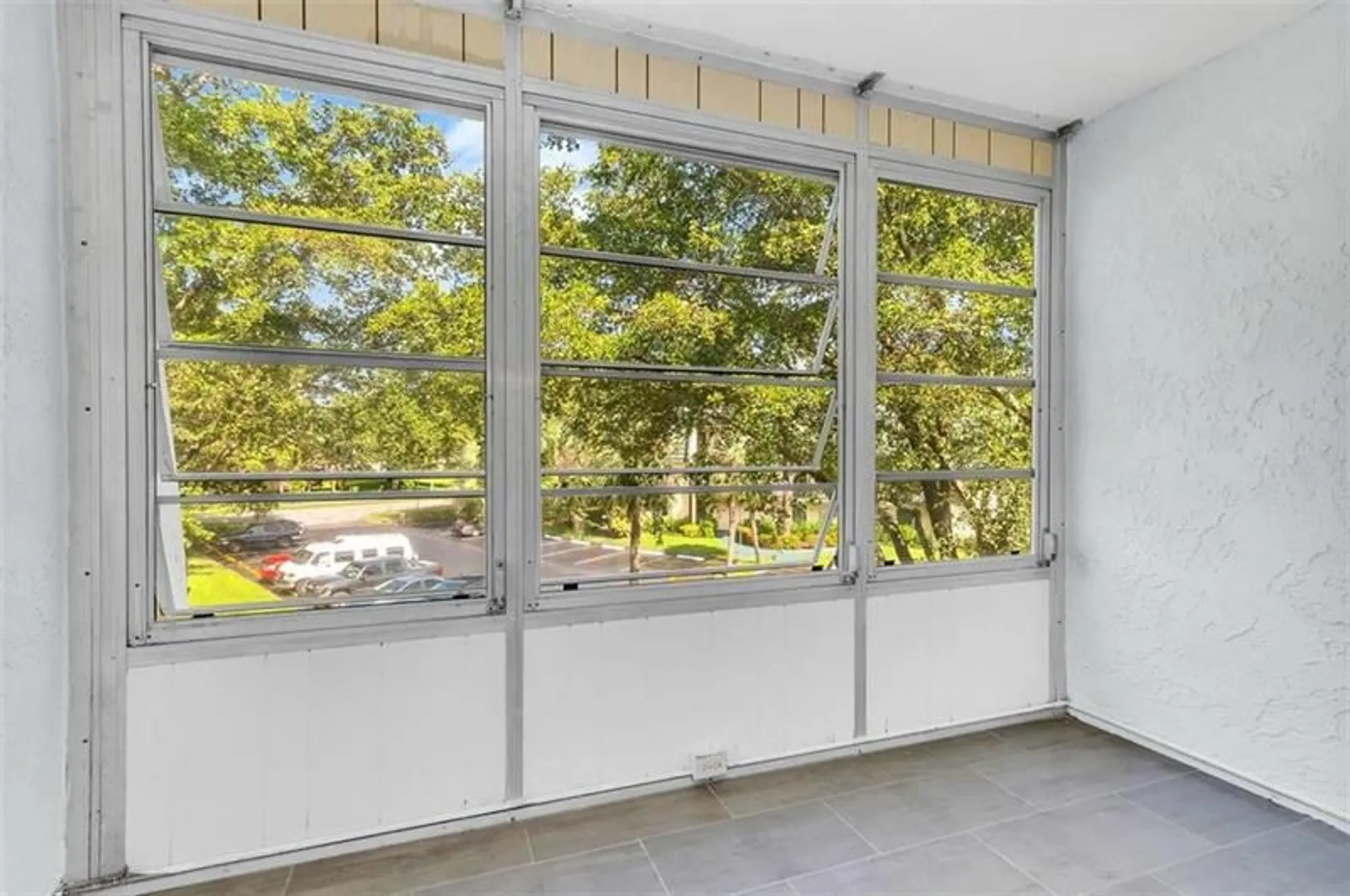 Property Slideshow image 13 of 23 | 9091 lime bay blvd 312, Tamarac, FL, 33321