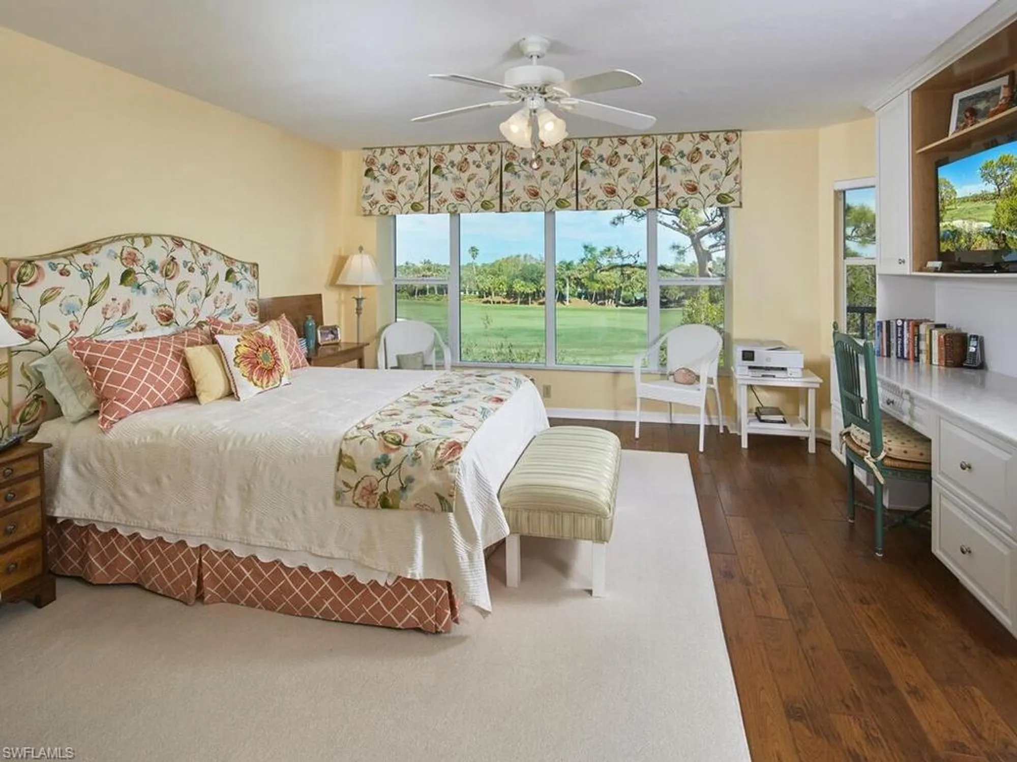 Property Slideshow image 10 of 20 | 26890 wedgewood dr apt 403, Bonita Springs, FL, 34134