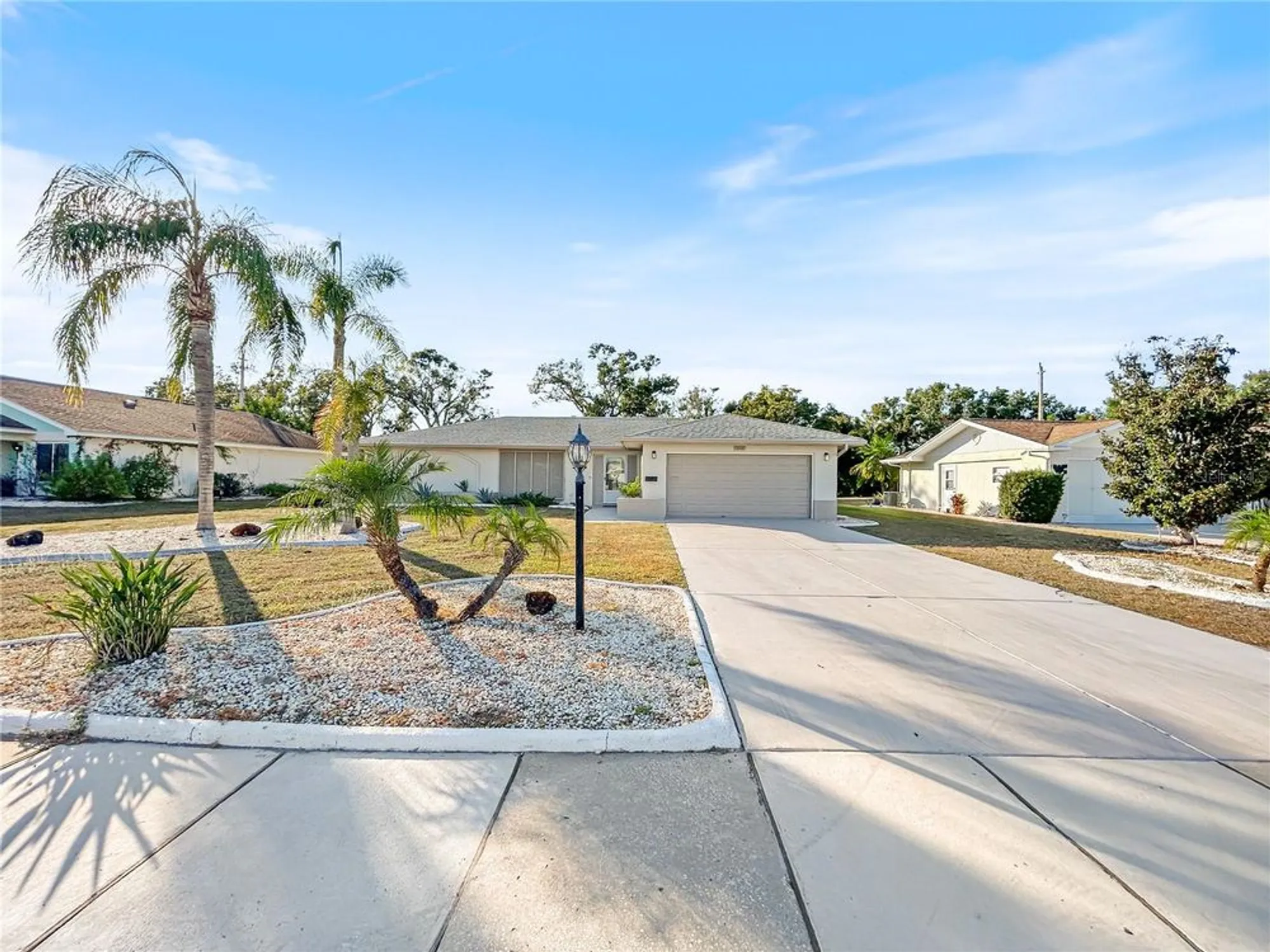 Property Slideshow image 2 of 52 | 1408 w del webb blvd, Sun City Center, FL, 33573