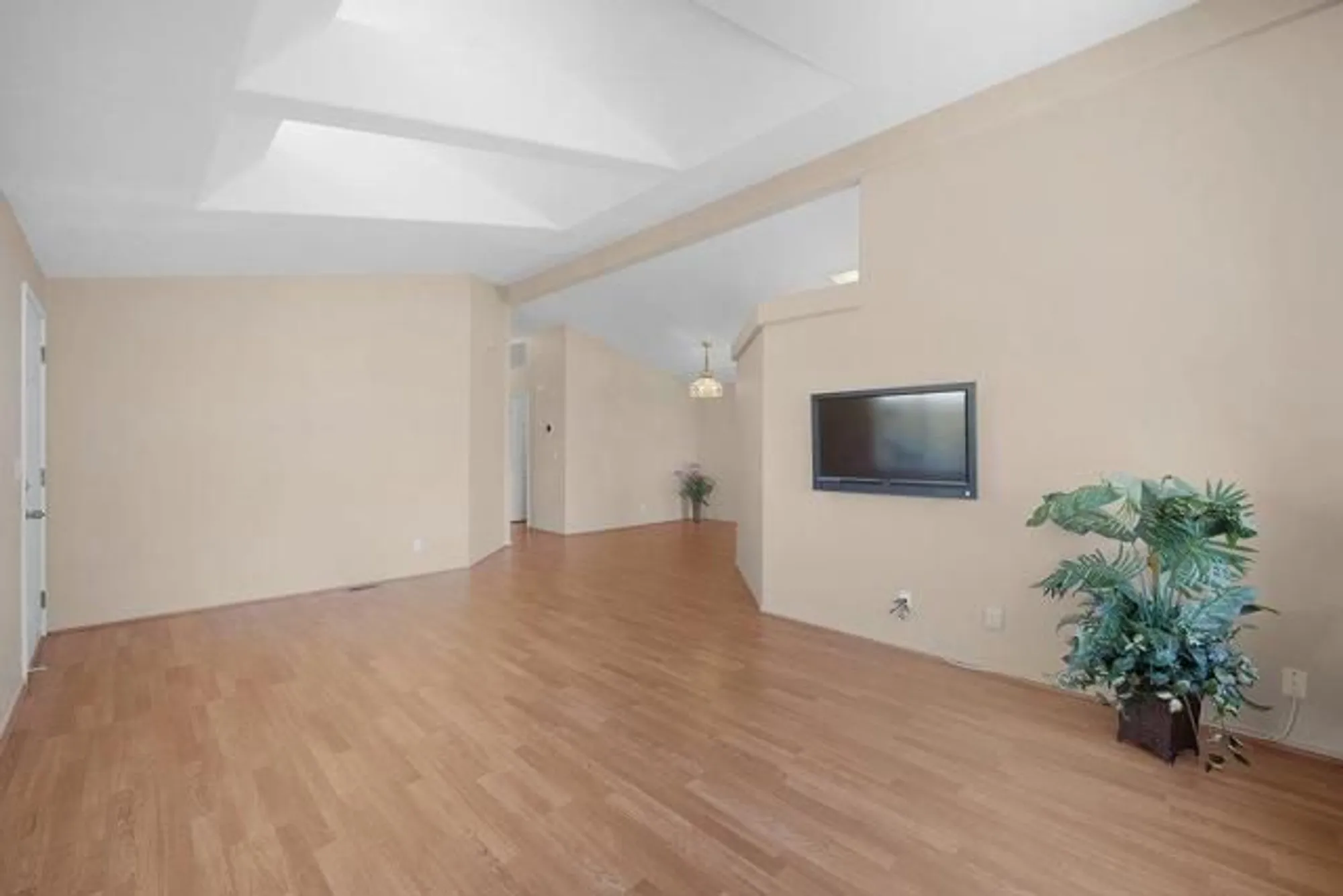 Property Slideshow image 4 of 31 | 97 melody ln, Morgan Hill, CA, 95037