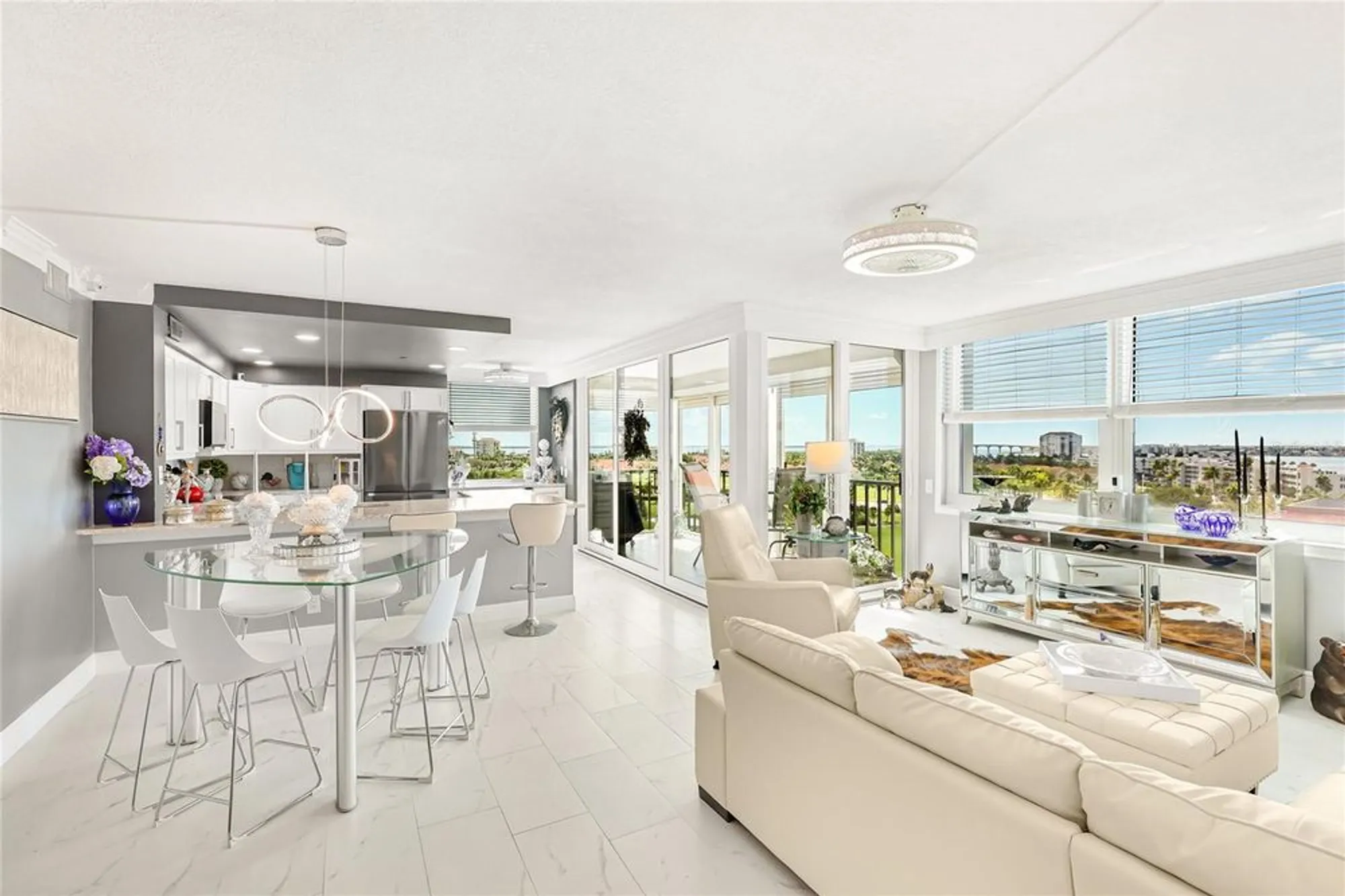 Property Slideshow image 11 of 27 | 6265 sun blvd apt 1004, Saint Petersburg, FL, 33715