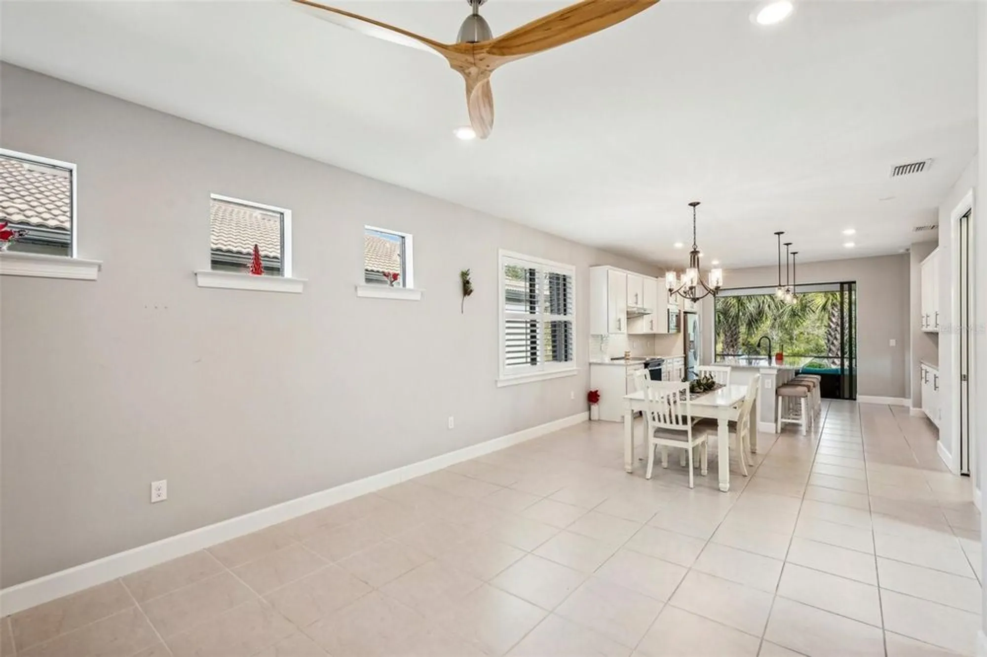Property Slideshow image 10 of 53 | 2572 daisy dr, North Port, FL, 34289