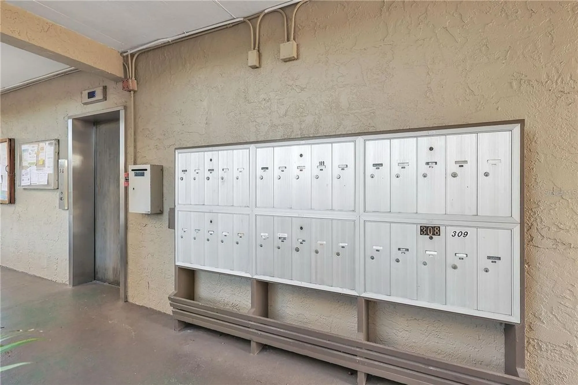 Property Slideshow image 16 of 30 | 960 virginia st apt 107, Dunedin, FL, 34698