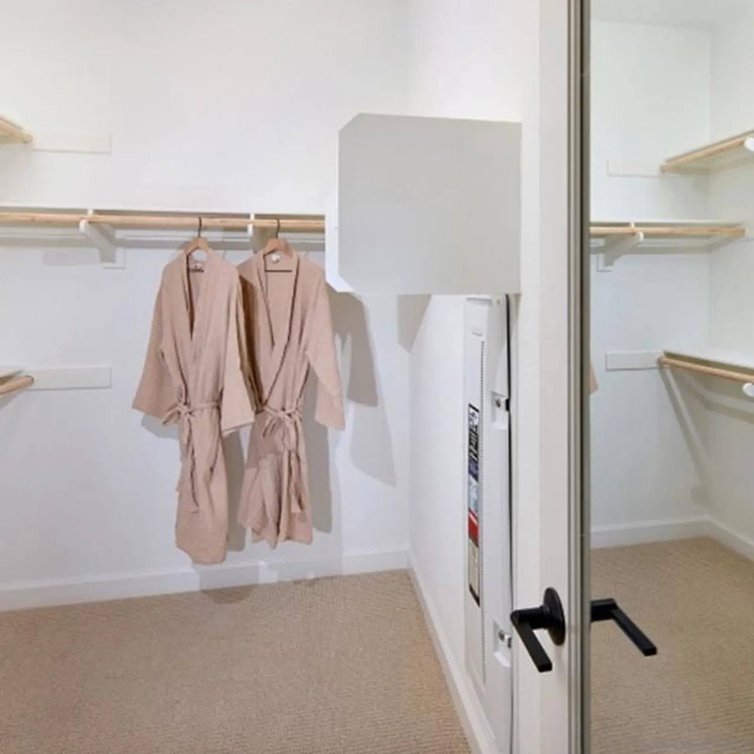 Property Slideshow image 15 of 19 | 12555 taylor way, San Diego, CA, 92129