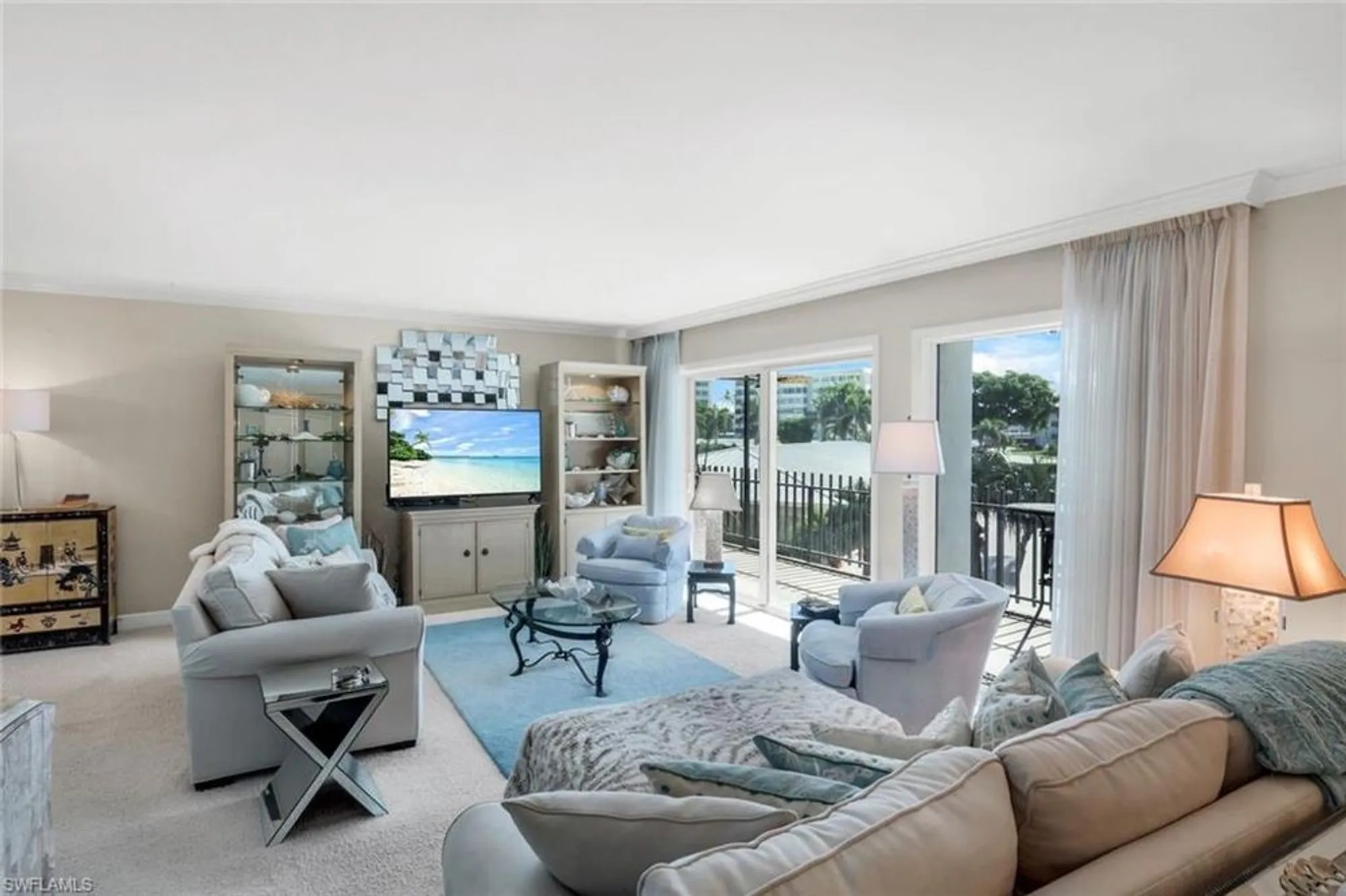 Property Slideshow image 4 of 45 | 3399 gulf shore blvd 203, Naples, FL, 34103