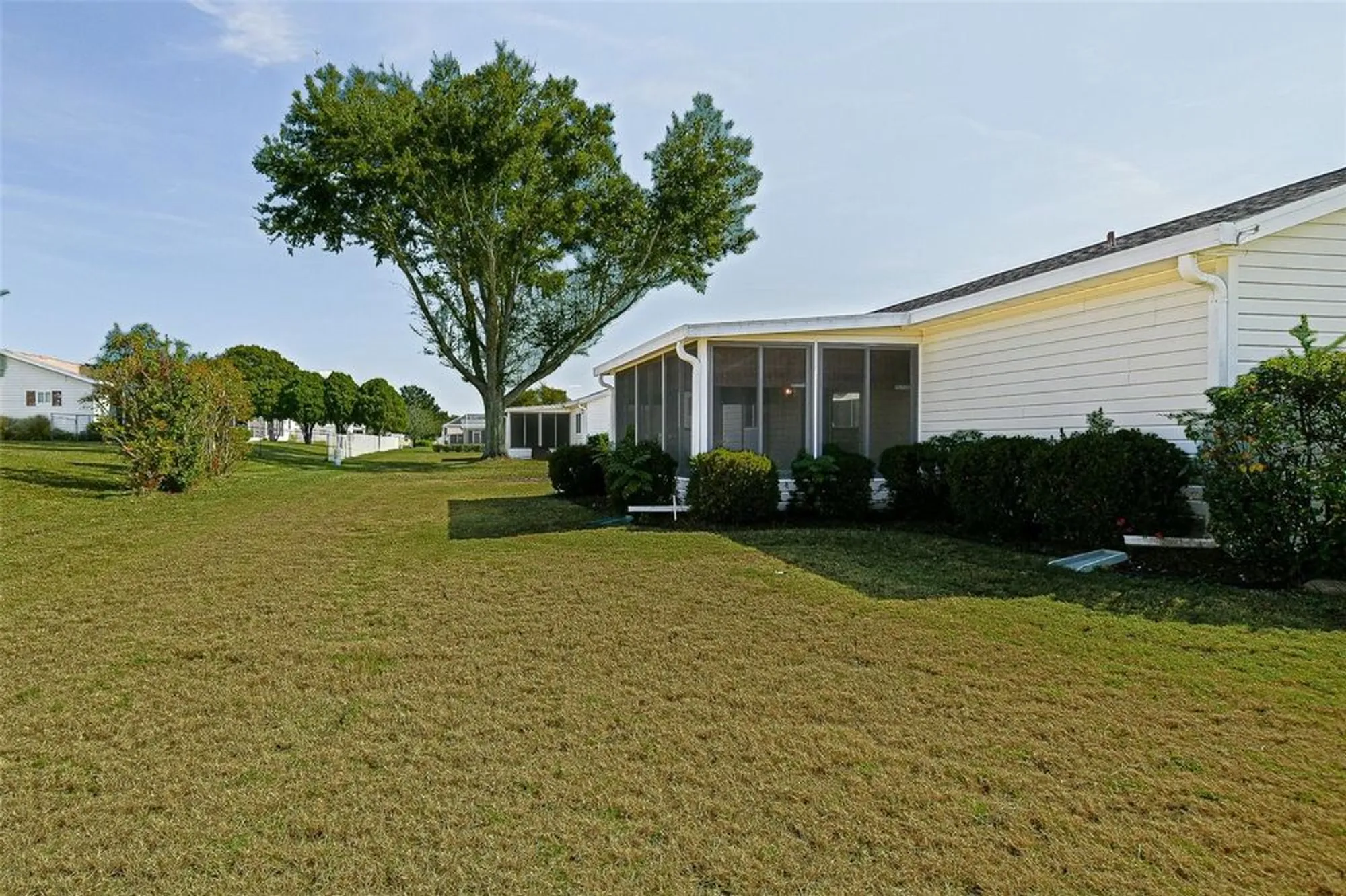 Property Slideshow image 12 of 53 | 9509 se 173rd ln, Summerfield, FL, 34491