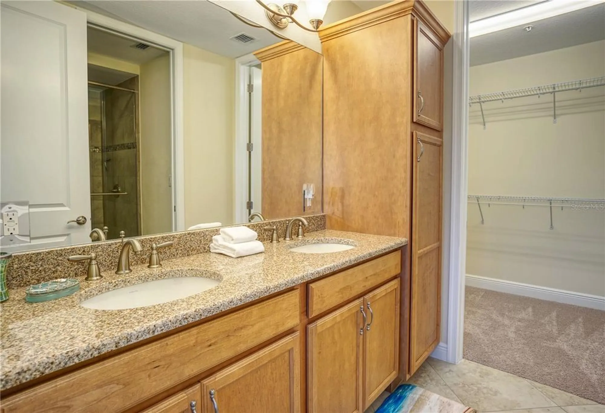 Property Slideshow image 35 of 47 | 392 aruba cir unit 102, Bradenton, FL, 34209