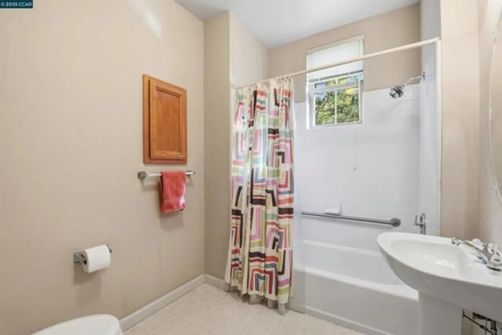 Property Slideshow image 19 of 25 | 5913 horsemans canyon dr apt 1c, Walnut Creek, CA, 94595