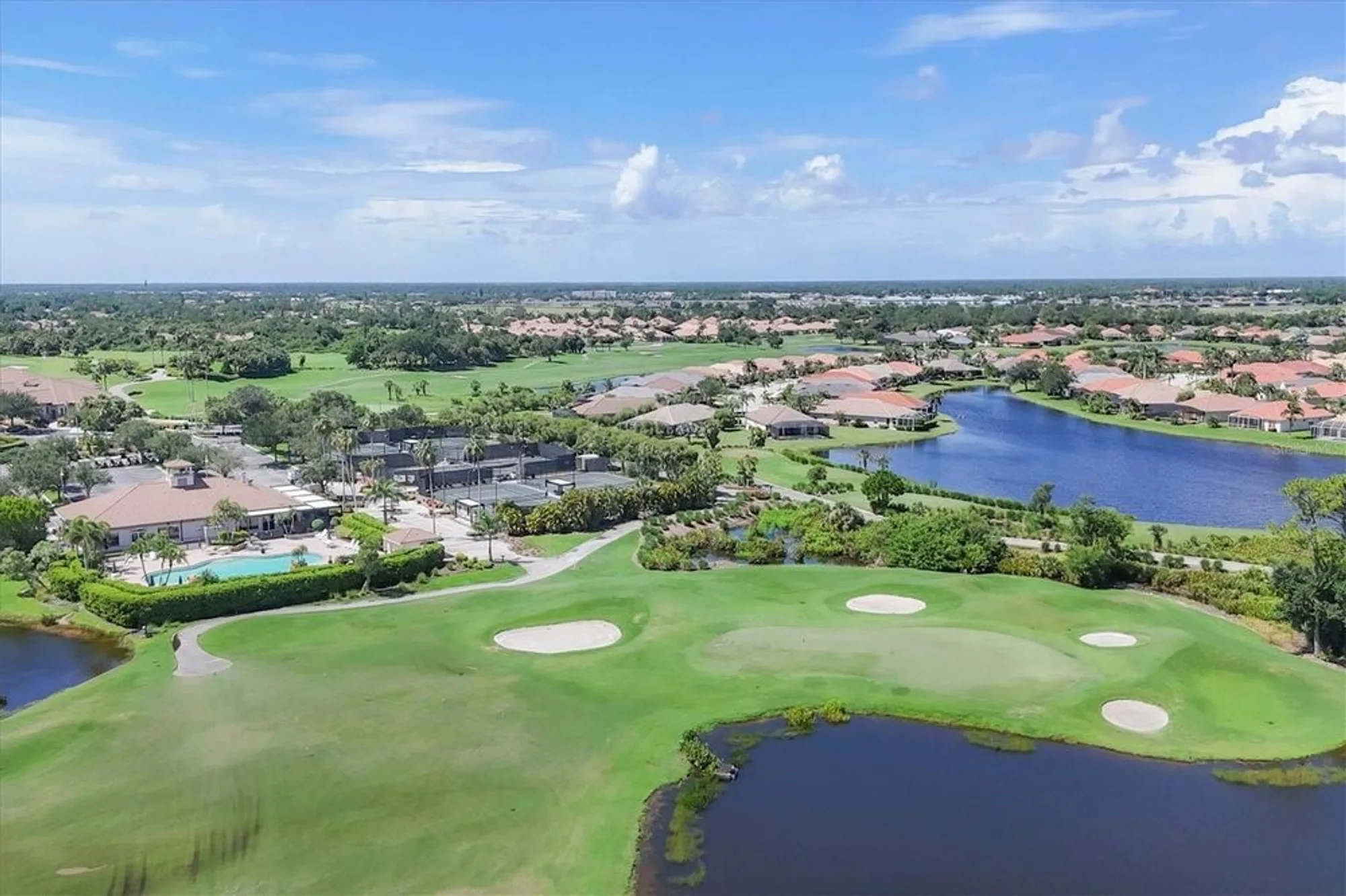 Property Slideshow image 67 of 76 | 4924 whispering oaks dr, North Port, FL, 34287