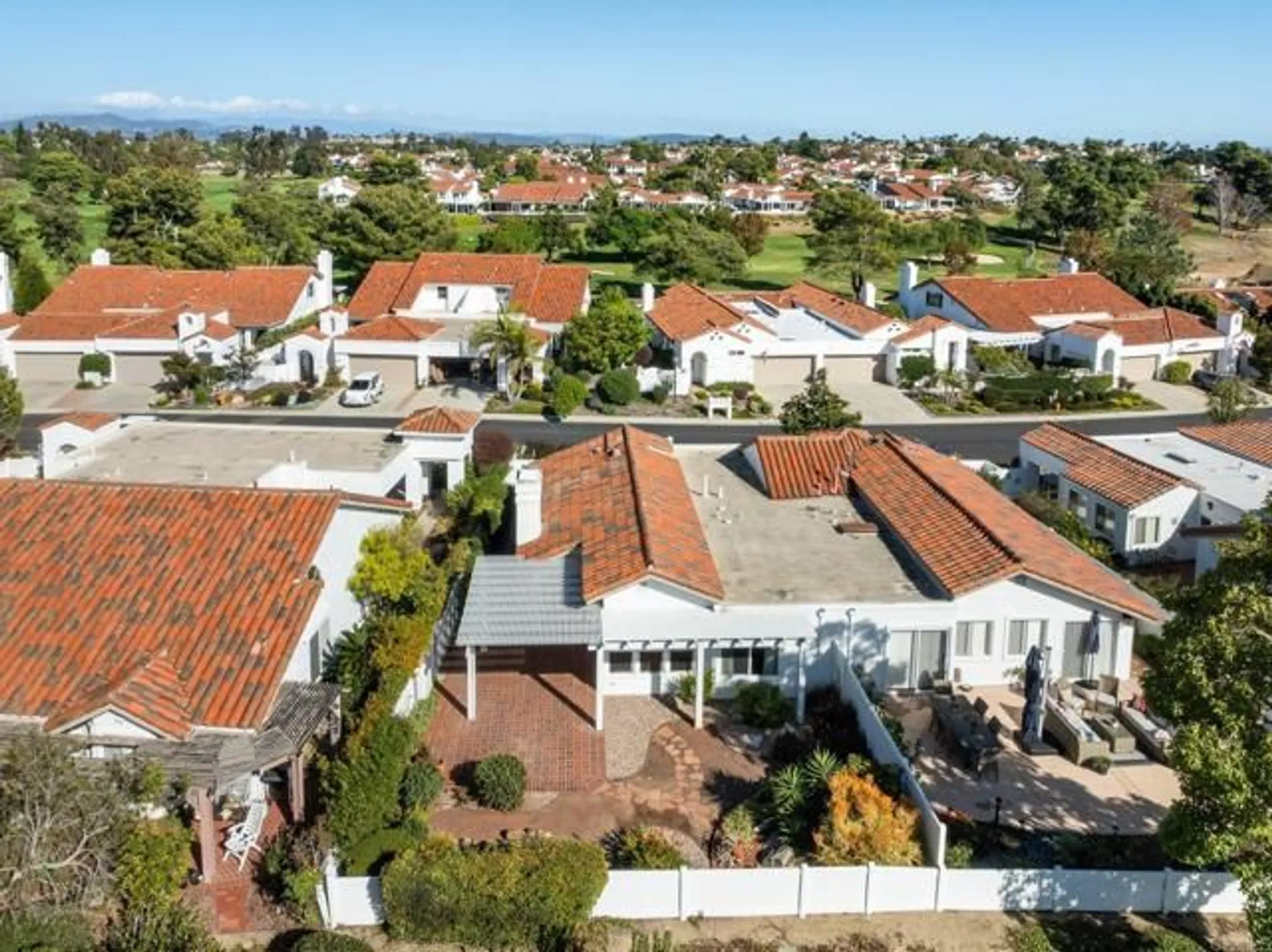 Property Slideshow image 28 of 41 | 4763 galicia way, Oceanside, CA, 92056