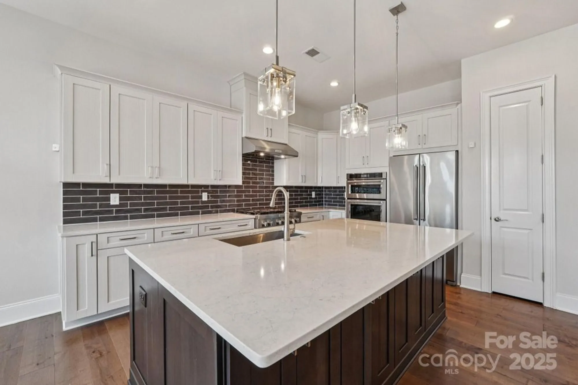 Property Slideshow image 10 of 47 | 45528 misty bluff dr, Charlotte, NC, 28278