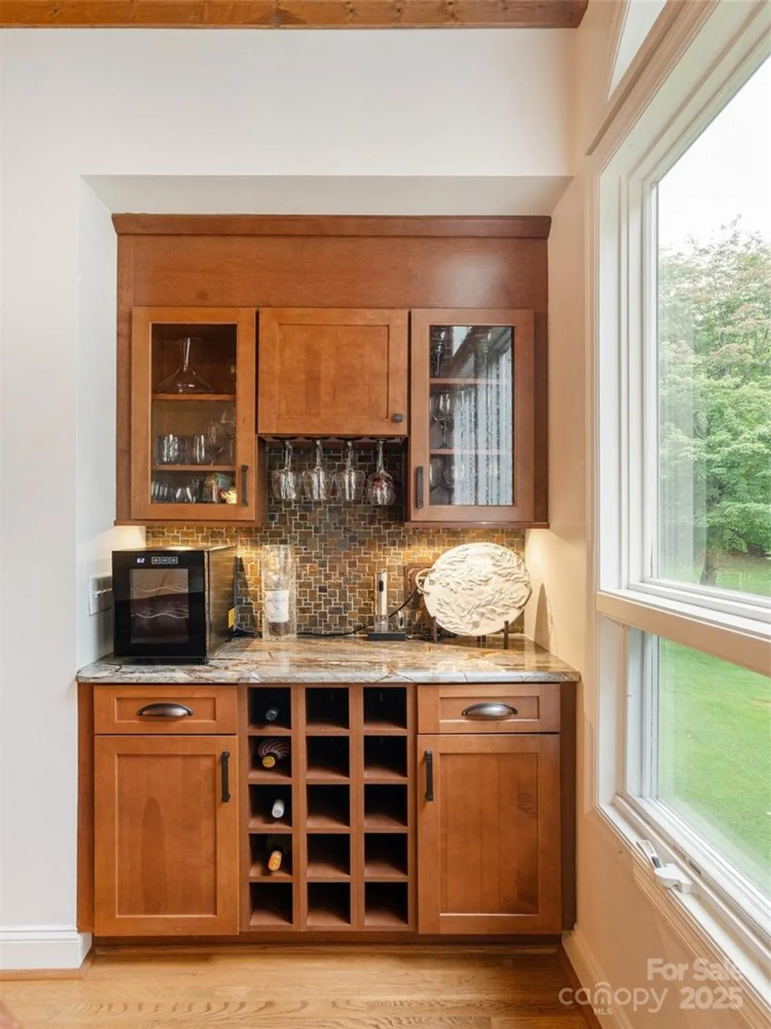 Property Slideshow image 18 of 48 | 210 black oak ln, Hendersonville, NC, 28791