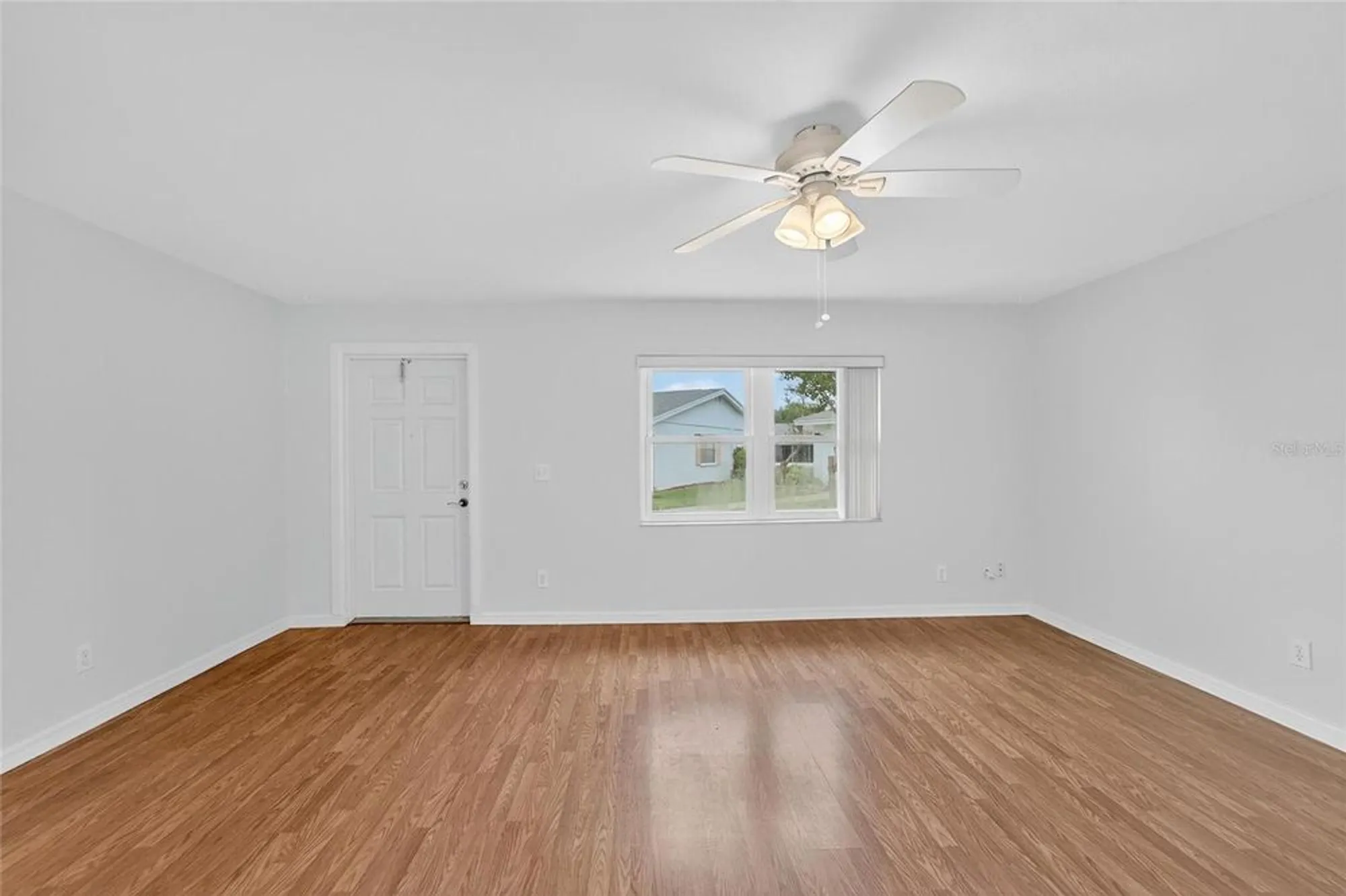 Property Slideshow image 7 of 61 | 1902 andover st apt 203, Sun City Center, FL, 33573