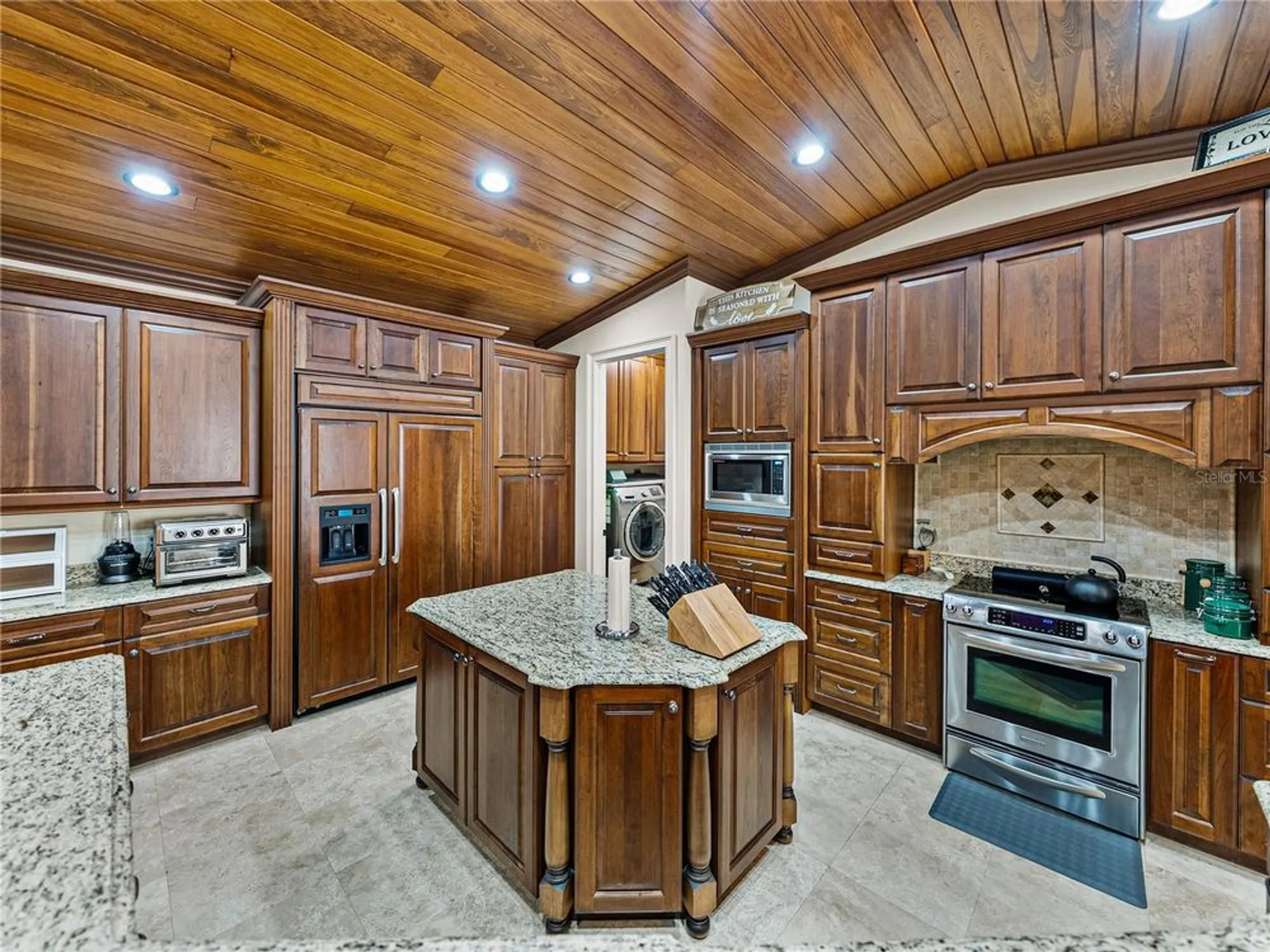 Property Slideshow image 21 of 100 | 4276 dunmore dr, Lake Wales, FL, 33859