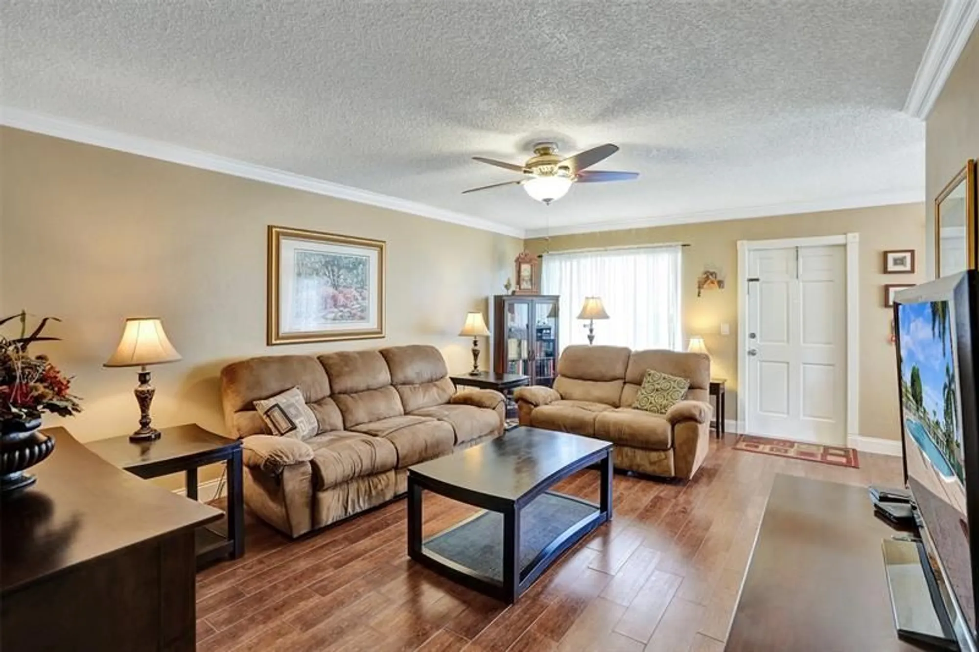 Property Slideshow image 12 of 48 | 3322 cynthia ln apt 112, Lake Worth Beach, FL, 33461