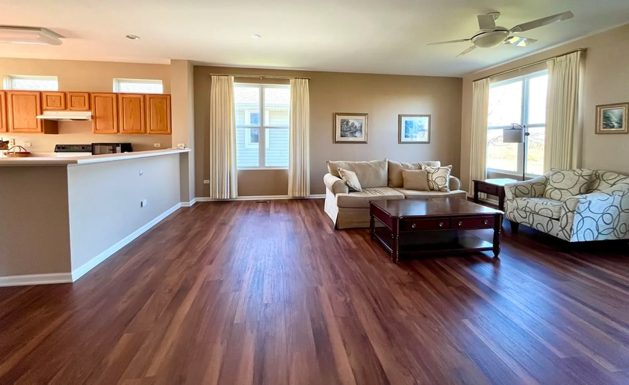 Property Slideshow image 7 of 36 | 12620 oak grove dr, Huntley, IL, 60142