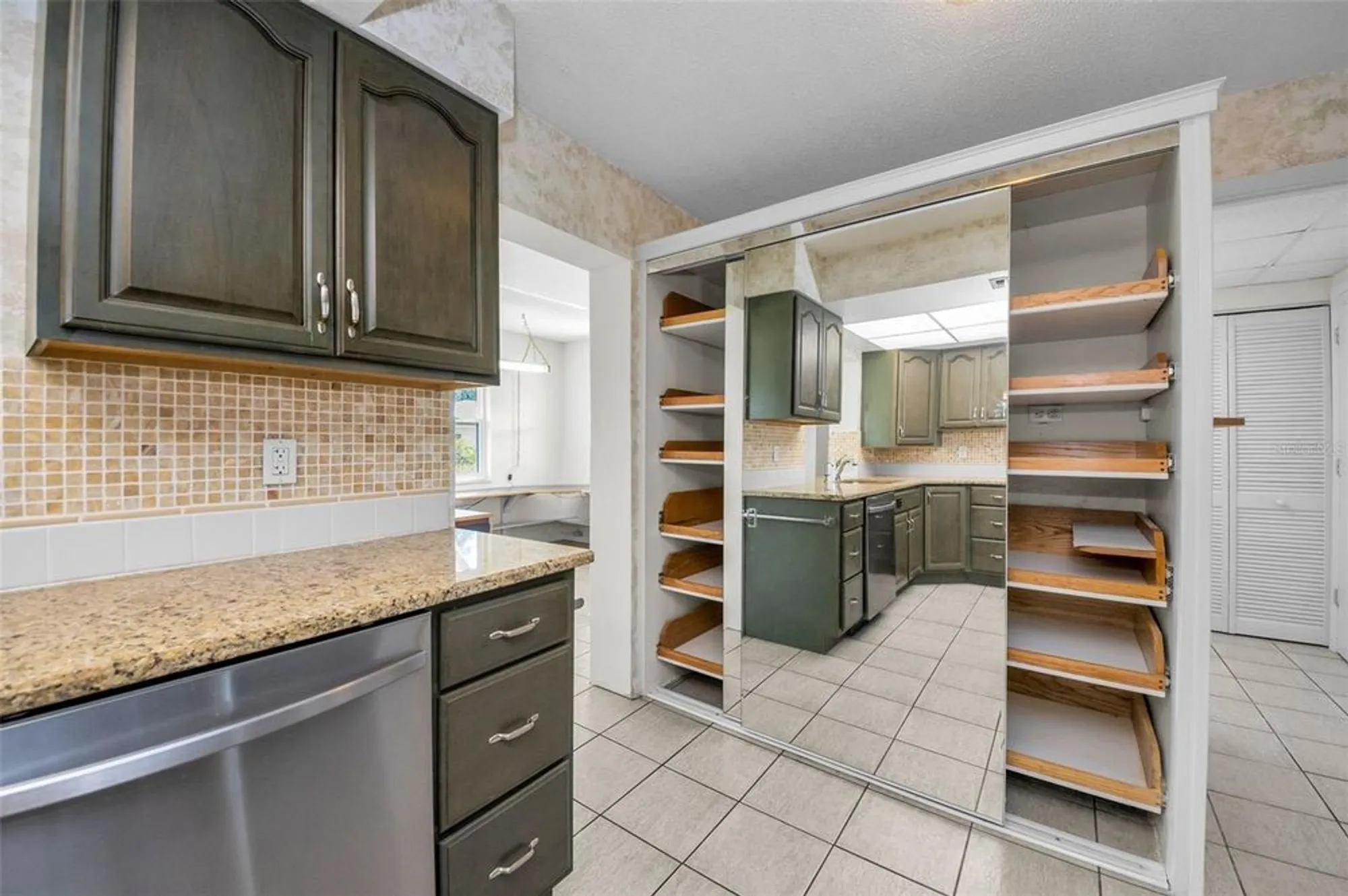 Property Slideshow image 26 of 66 | 14052 89th ave, Seminole, FL, 33776