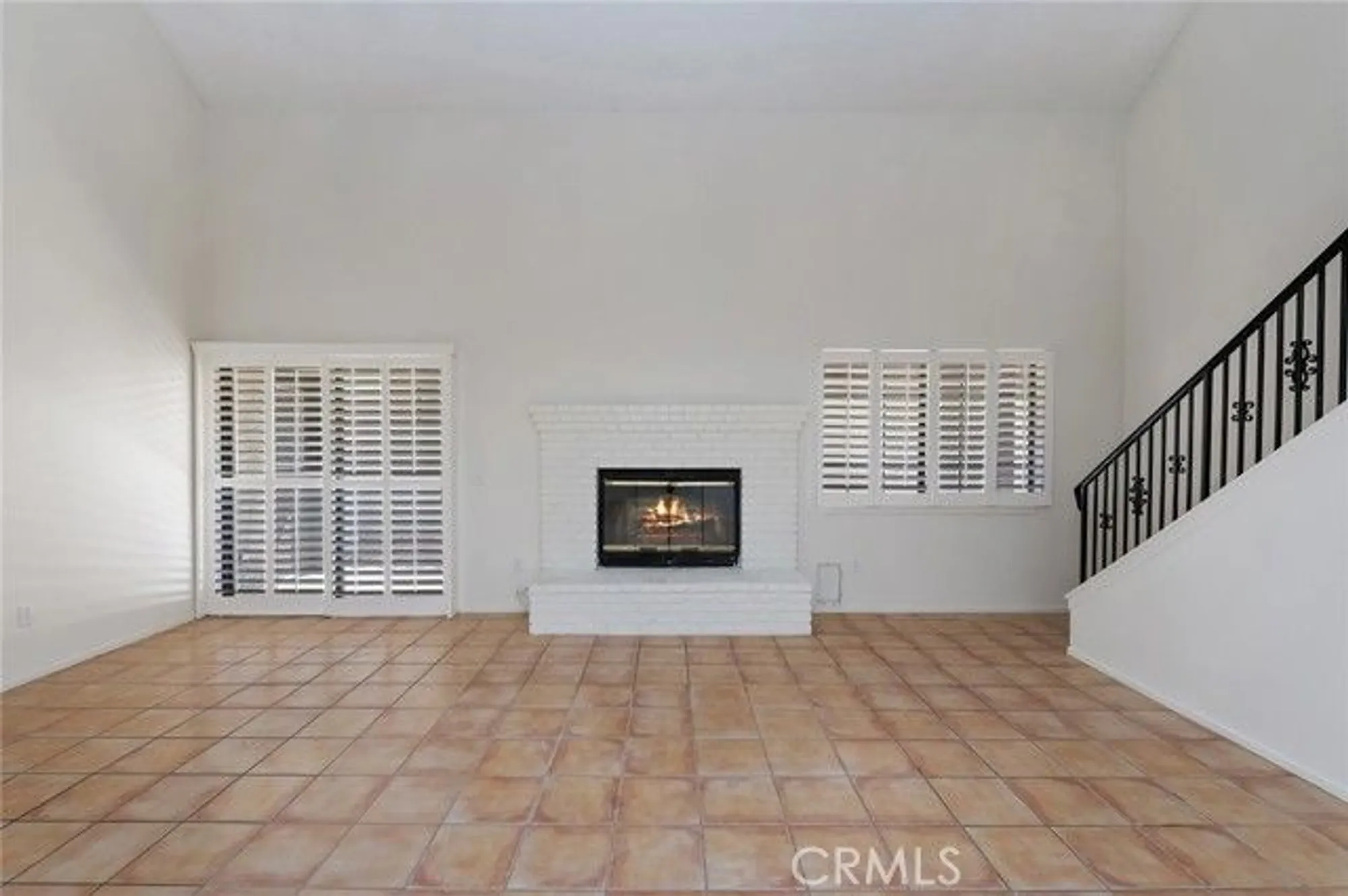 Property Slideshow image 5 of 24 | 19229 pine way, Apple Valley, CA, 92308