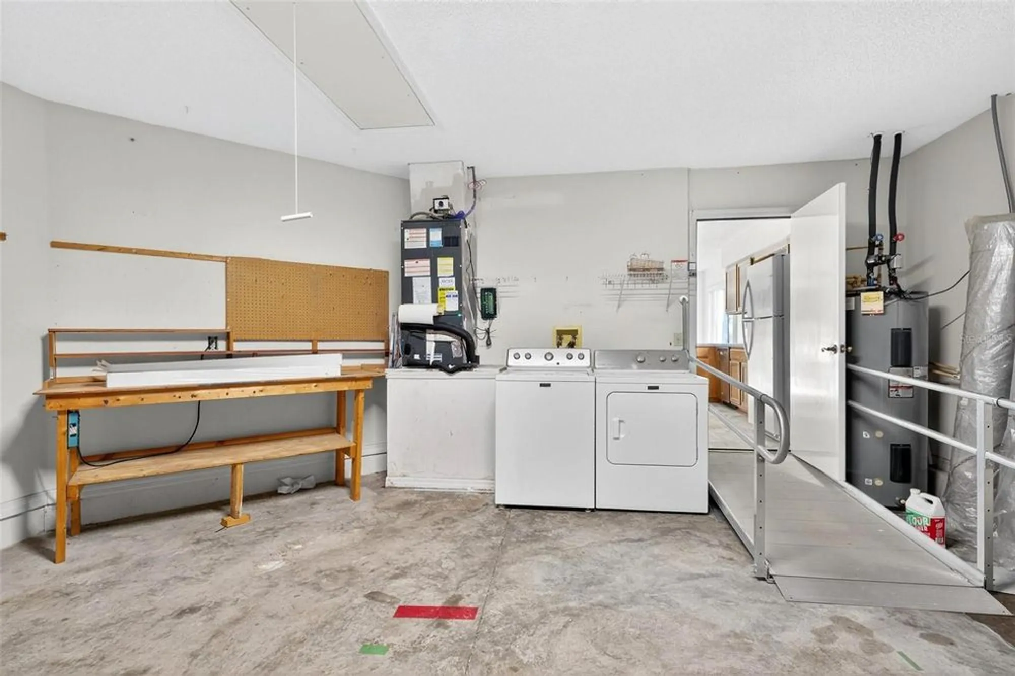 Property Slideshow image 37 of 60 | 651 timbercrest dr, Leesburg, FL, 34748