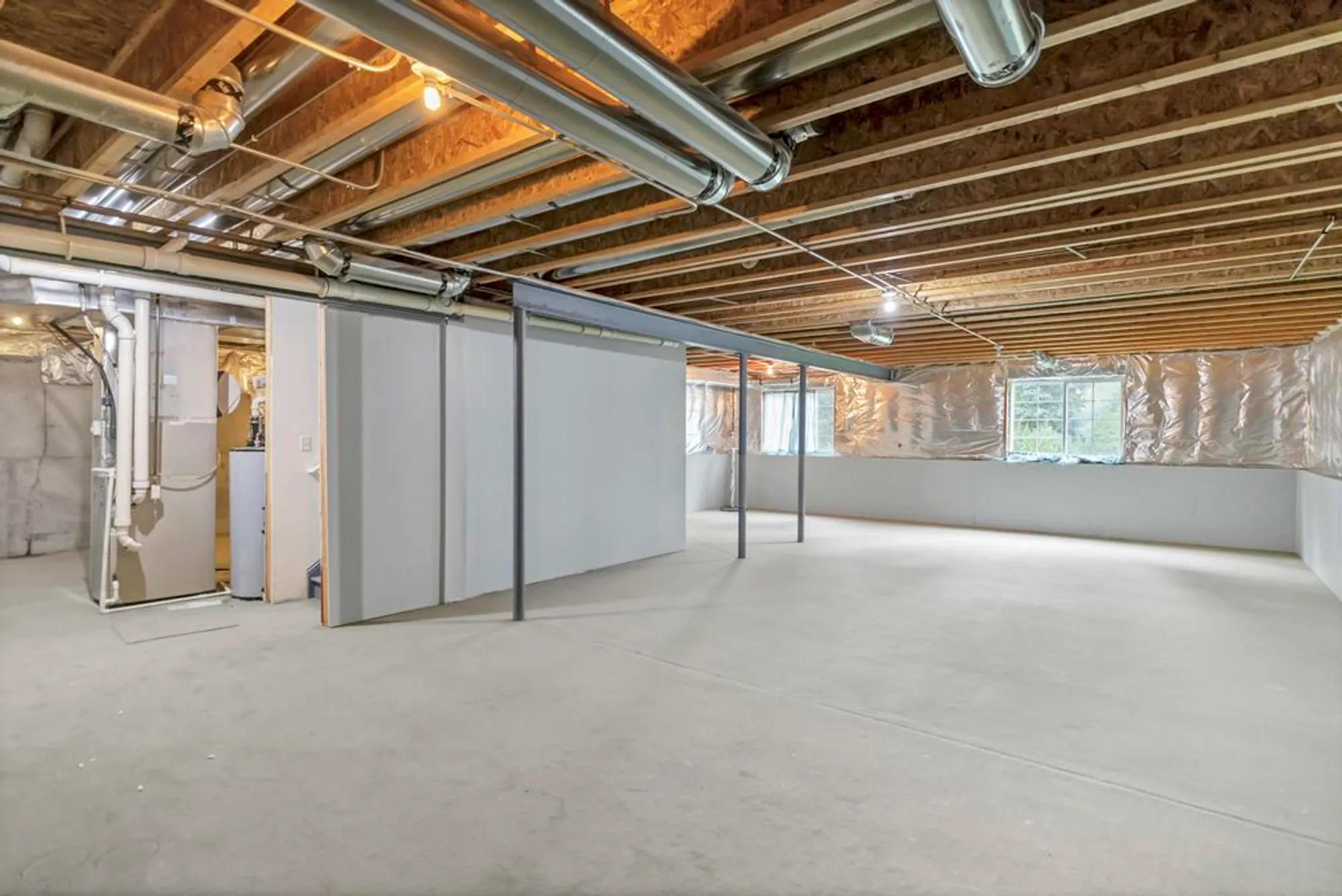 Property Slideshow image 35 of 43 | 3848 valhalla dr, Elgin, IL, 60124