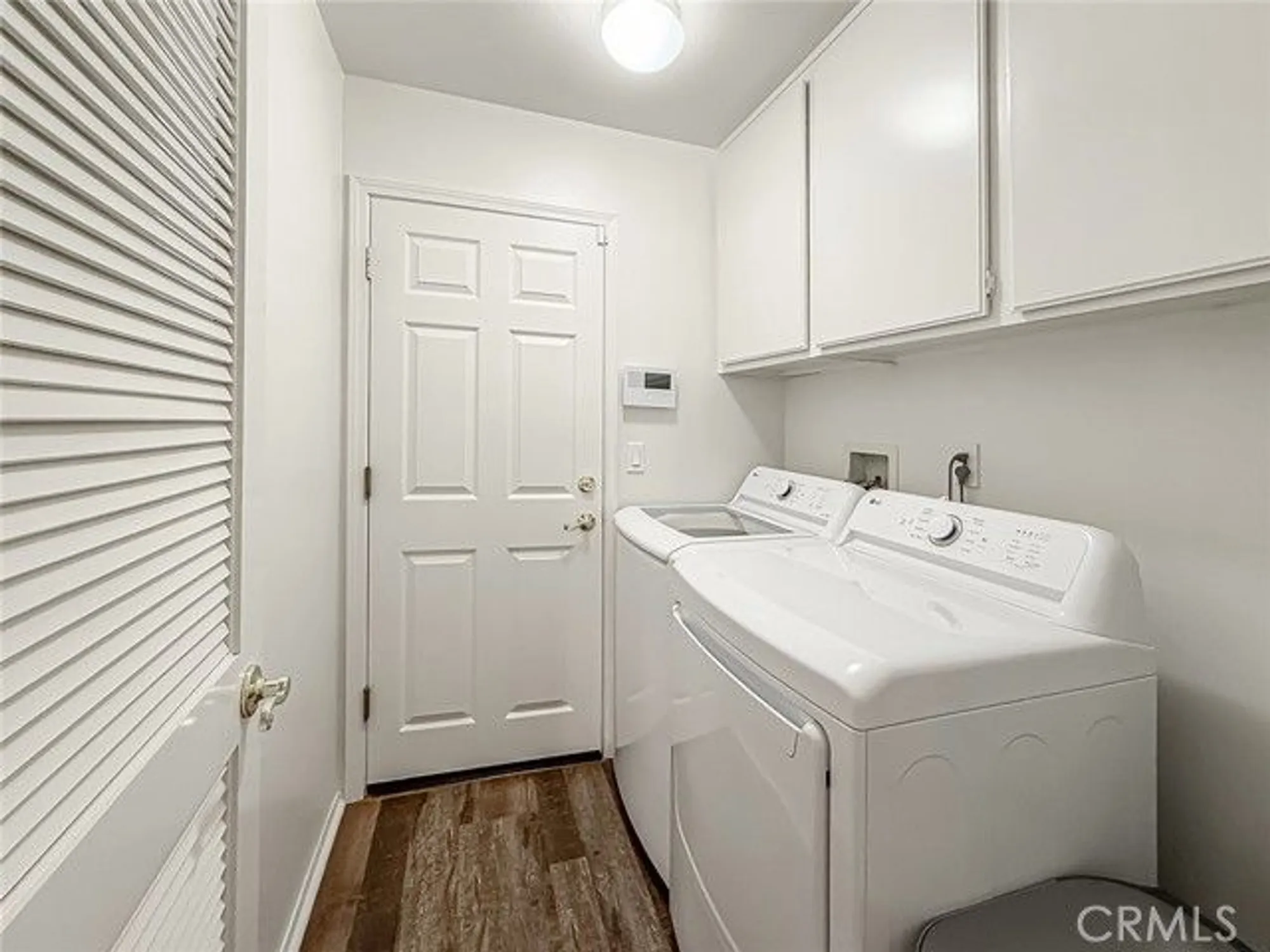 Property Slideshow image 22 of 47 | 2037 freesia ave, Simi Valley, CA, 93063