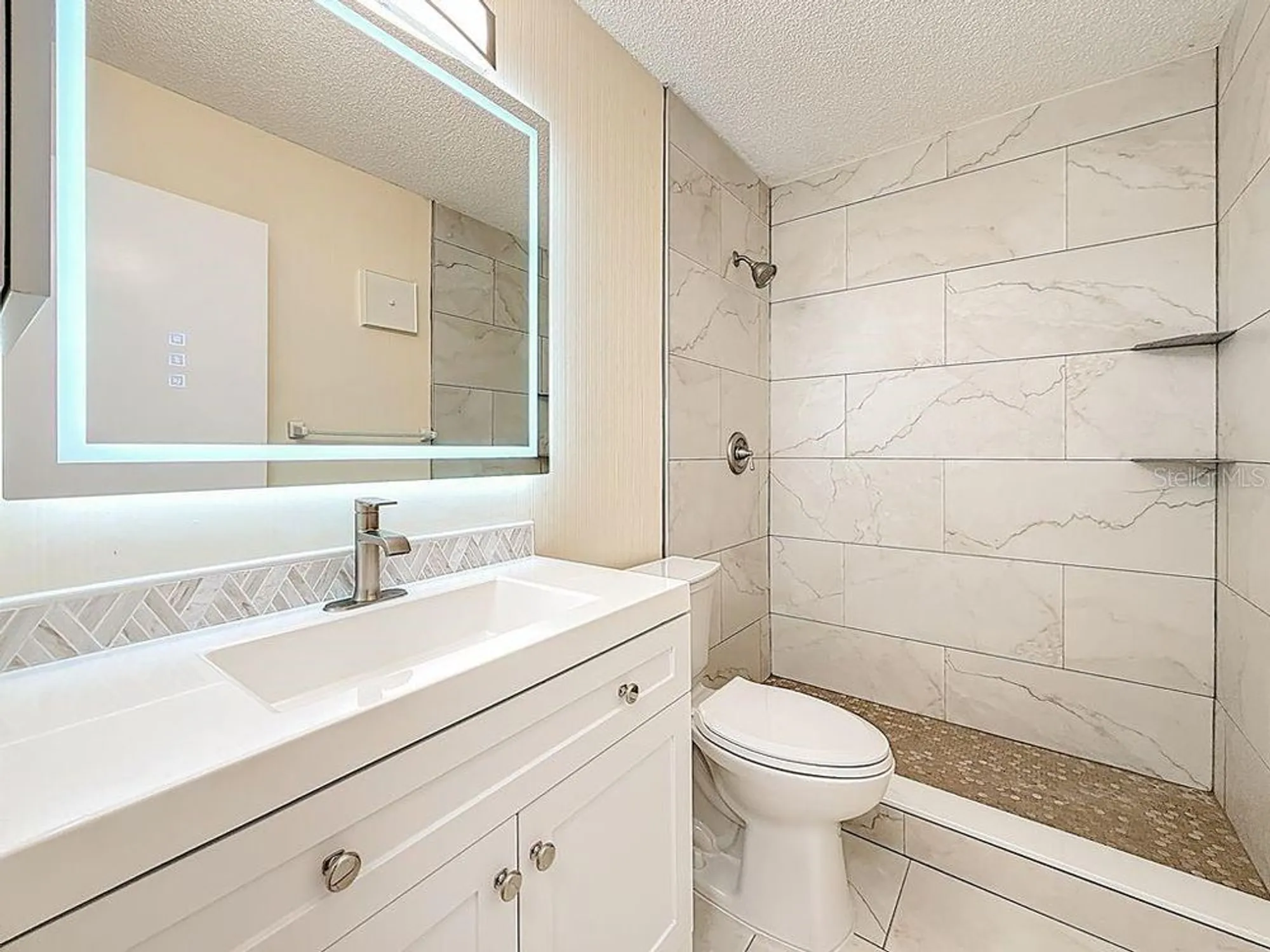 Property Slideshow image 33 of 50 | 8198 terrace garden dr n unit 407, St Petersburg, FL, 33709