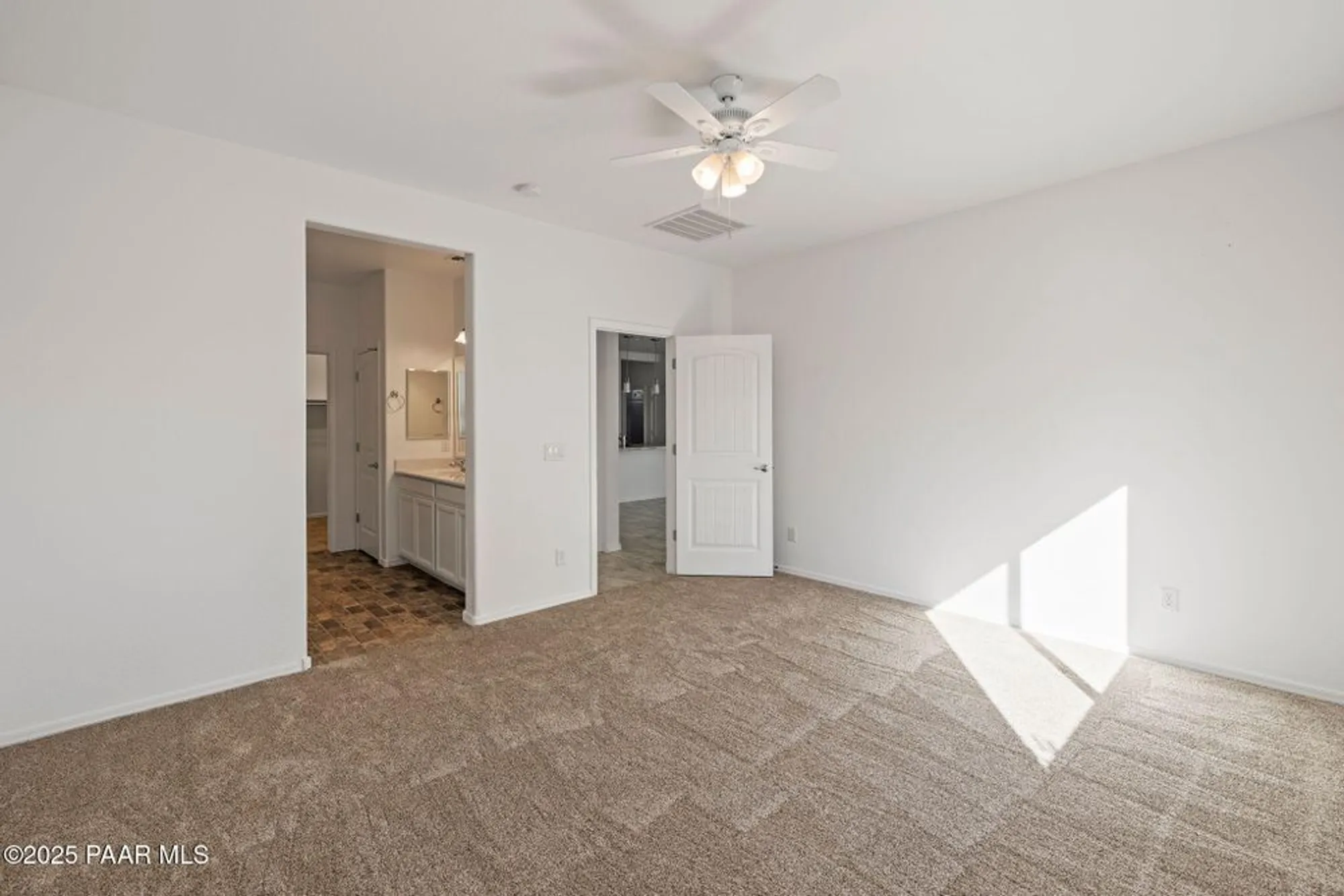 Property Slideshow image 18 of 37 | 6235 goldfinch dr, Prescott, AZ, 86305