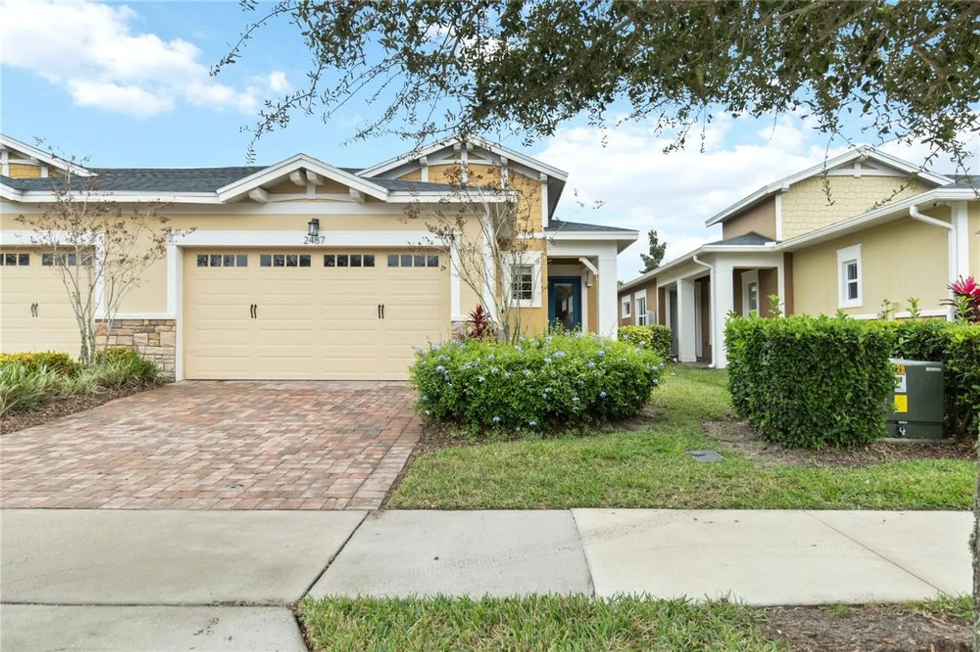 Property Slideshow image 4 of 62 | 2487 yellow brick rd, Saint Cloud, FL, 34772