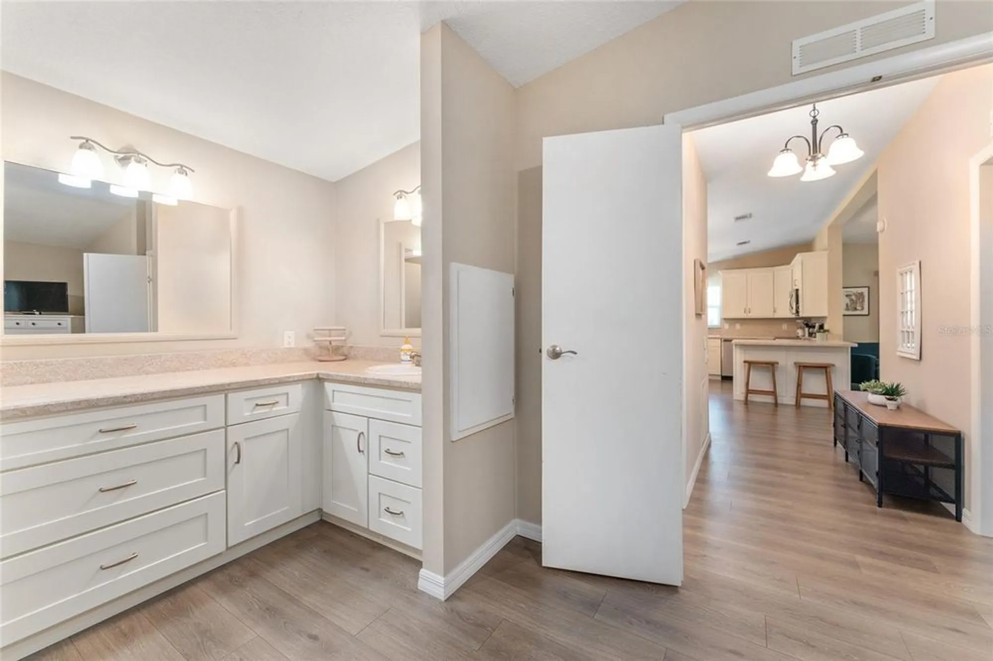 Property Slideshow image 30 of 67 | 1607 doral cir, Lady Lake, FL, 32159