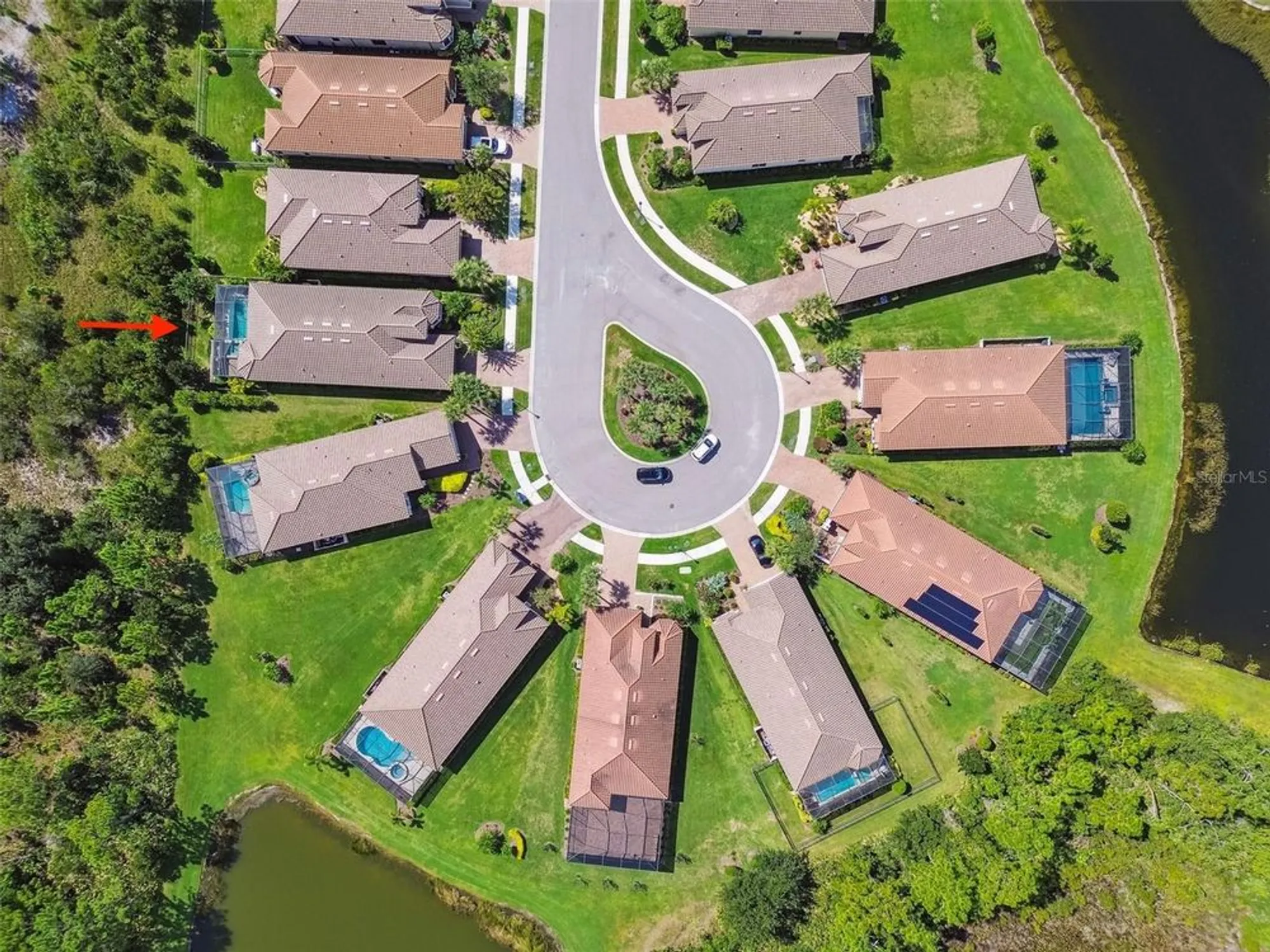 Property Slideshow image 15 of 70 | 8621 grand alberato rd, Tampa, FL, 33647