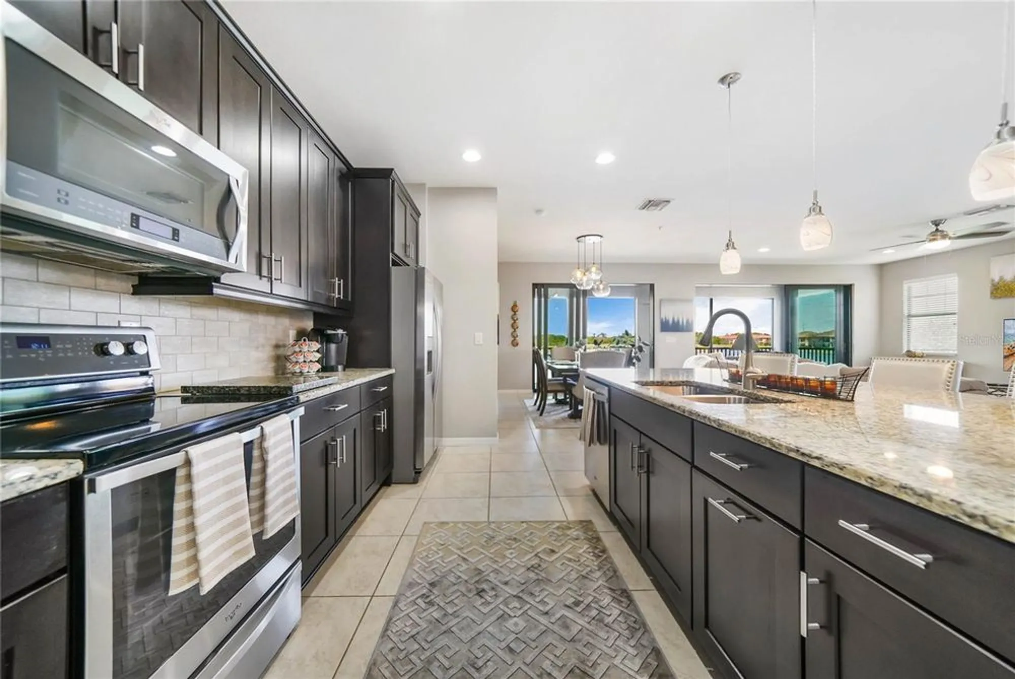 Property Slideshow image 8 of 41 | 23527 awabuki dr # 202, Venice, FL, 34293