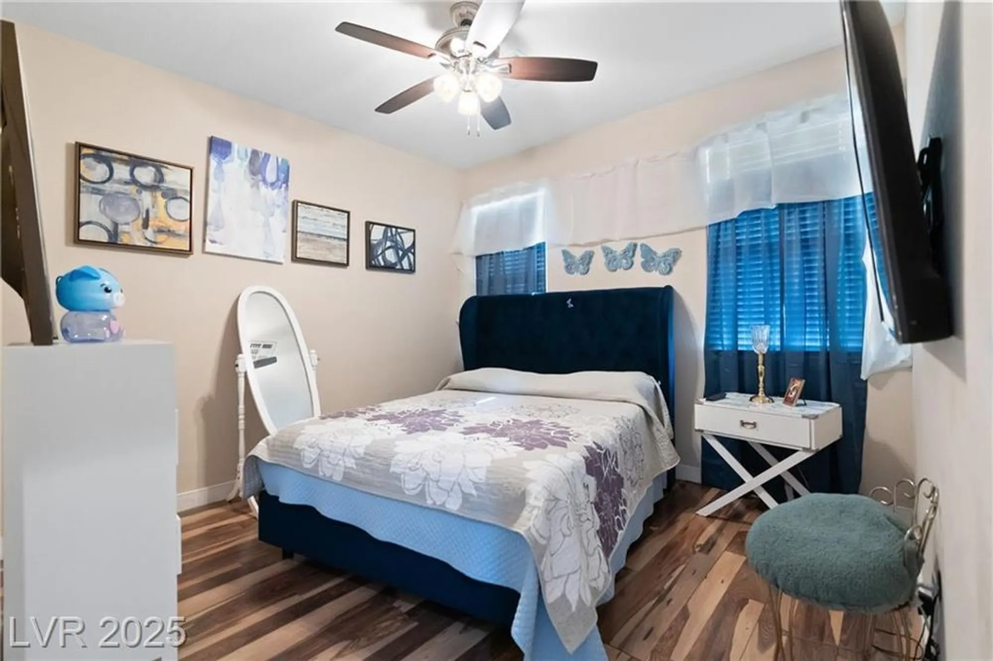 Property Slideshow image 17 of 33 | 5745 sagamore canyon st, North Las Vegas, NV, 89081