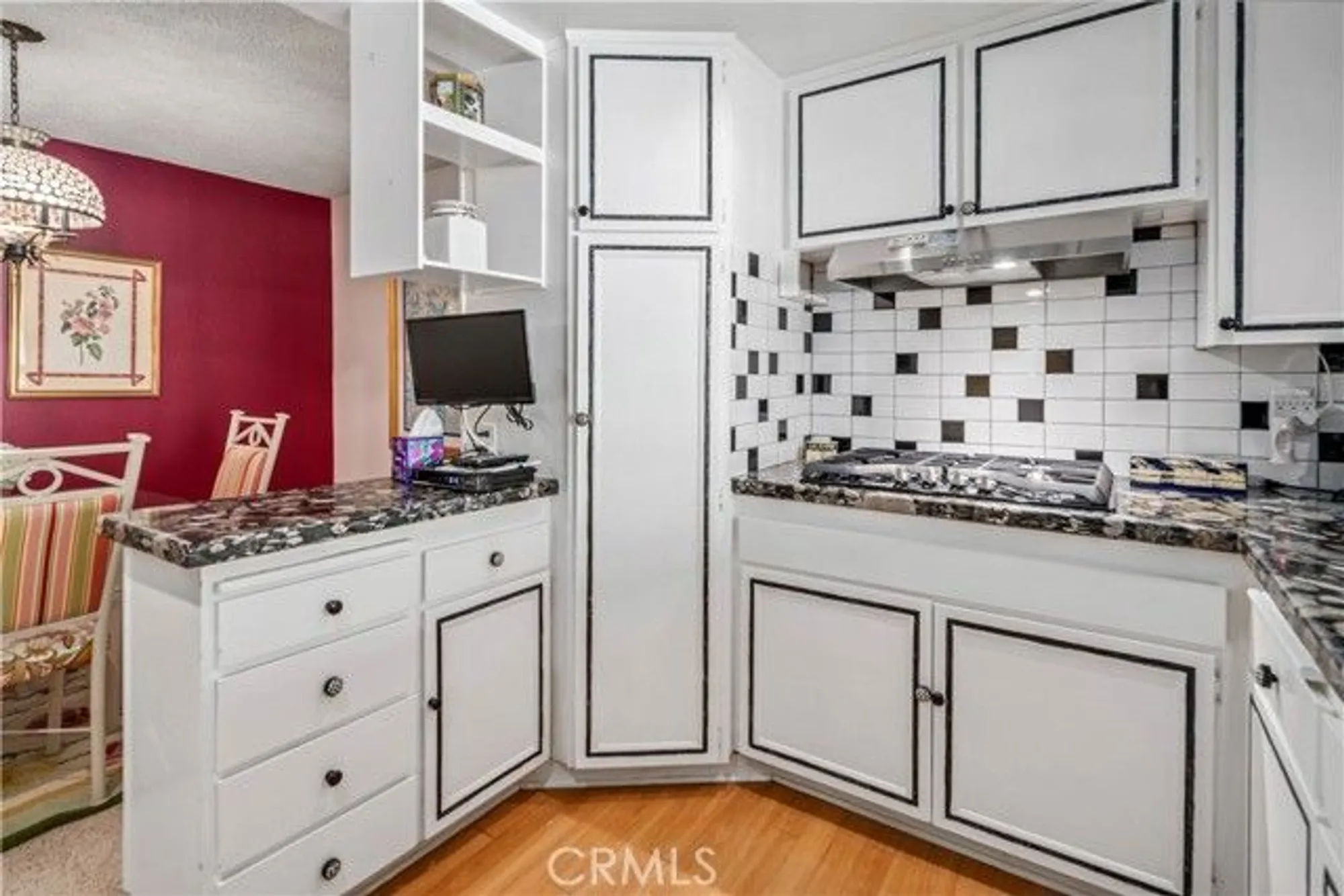 Property Slideshow image 11 of 30 | 19427 oak crossing rd, Newhall, CA, 91321