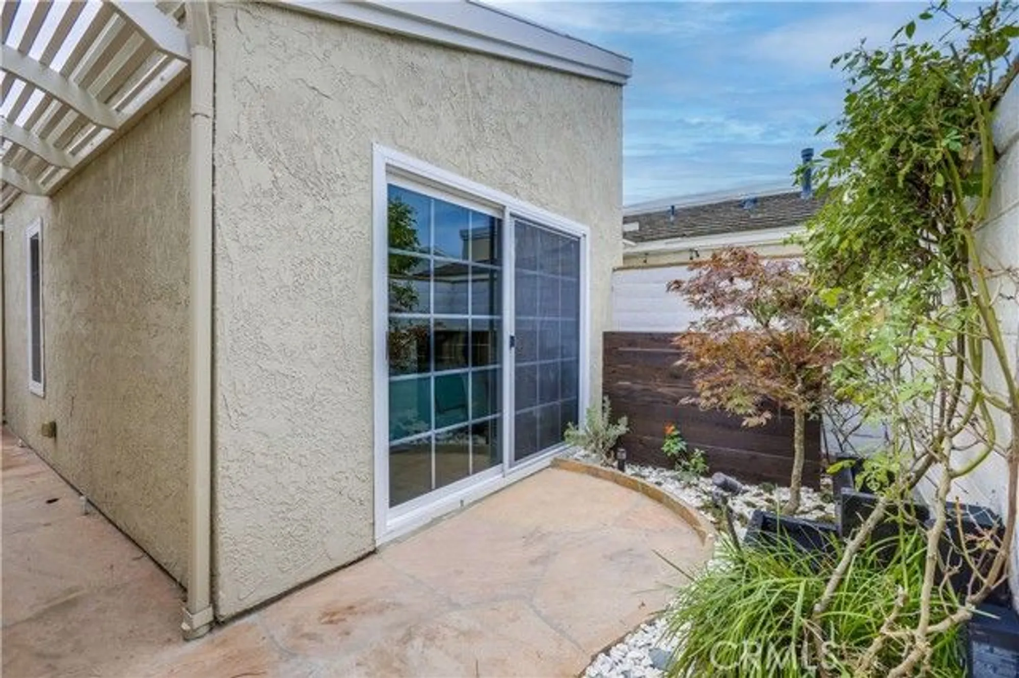 Property Slideshow image 8 of 53 | 22876 montalvo rd, Laguna Niguel, CA, 92677