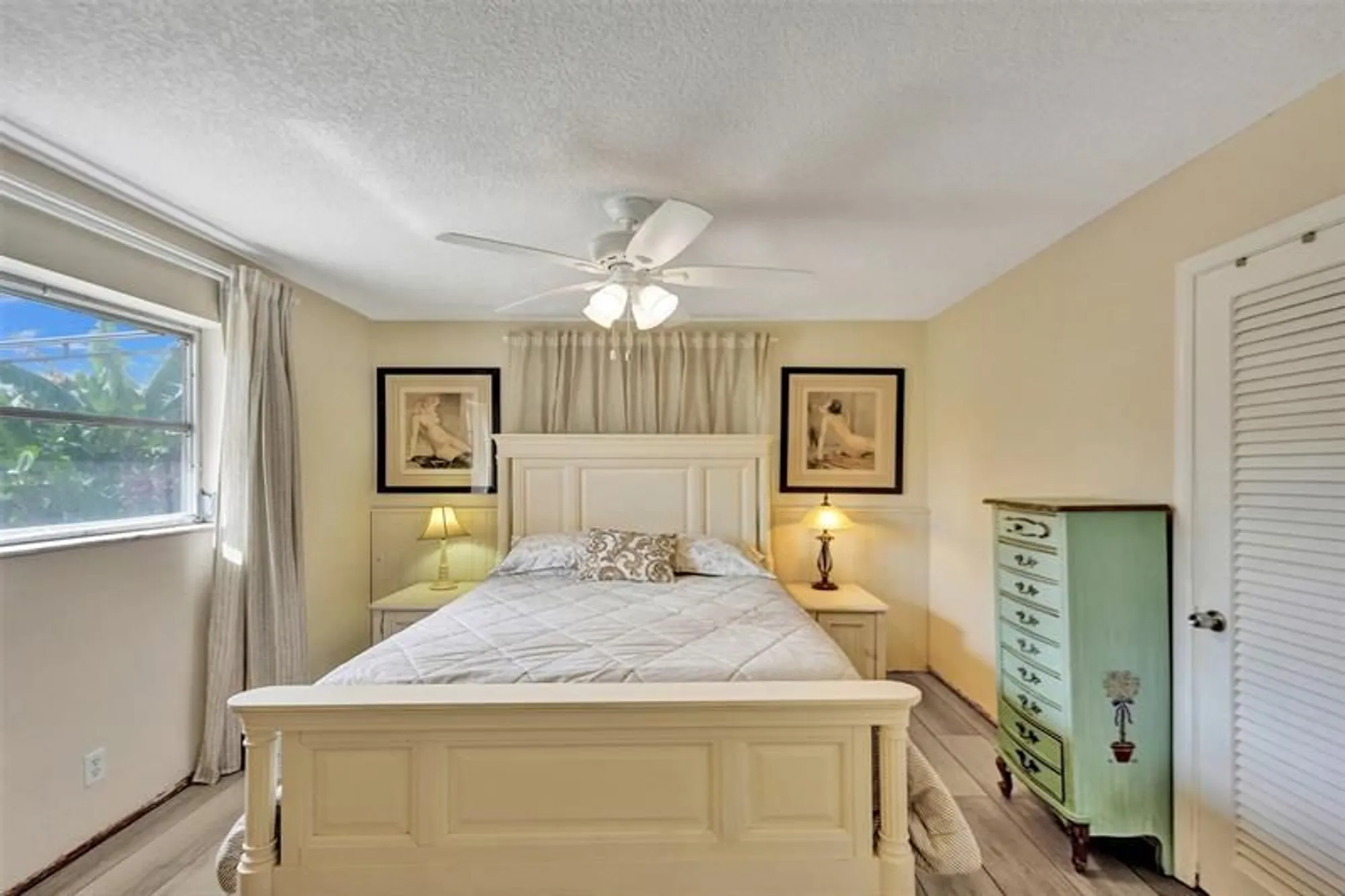 Property Slideshow image 8 of 46 | 4712 nw 41st ave, Lauderdale Lakes, FL, 33319