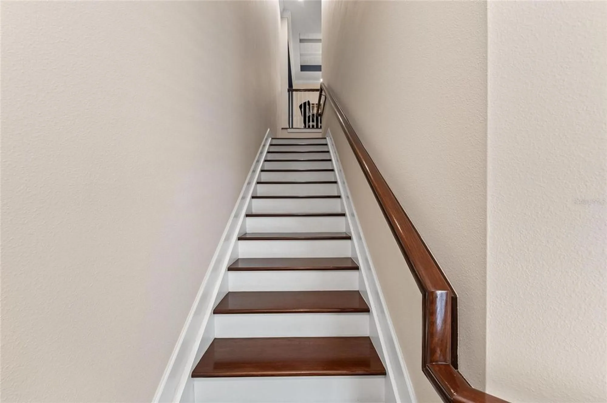 Property Slideshow image 9 of 99 | 241 sapphire lake dr 201, Bradenton, FL, 34209