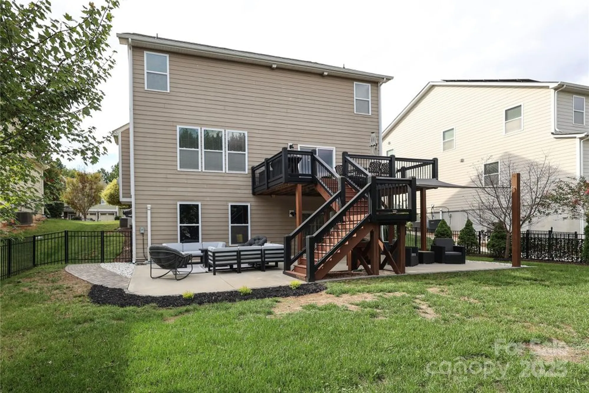 Property Slideshow image 42 of 46 | 5015 el molino dr, Charlotte, NC, 28214